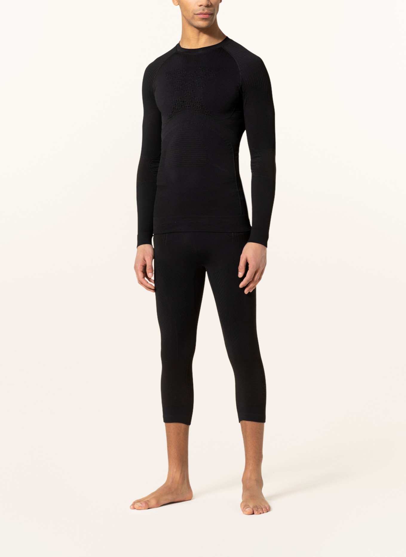 X-BIONIC Functional baselayer trousers ENERGY ACCUMULATOR® 4.0 with cropped leg length, Color: BLACK (Image 2)