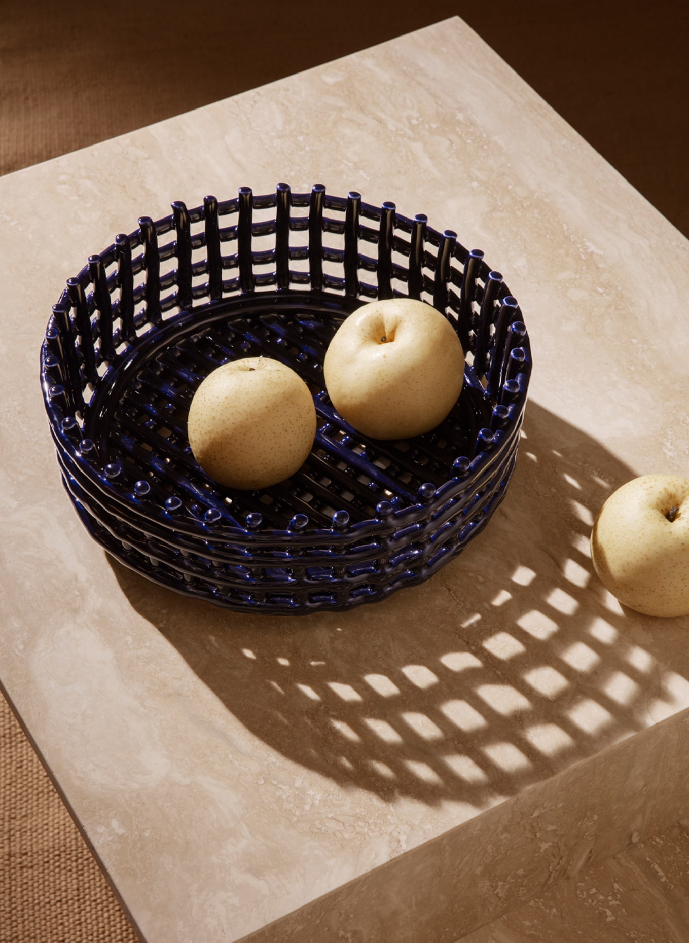 Ferm LIVING Korb CERAMIC: BLAU