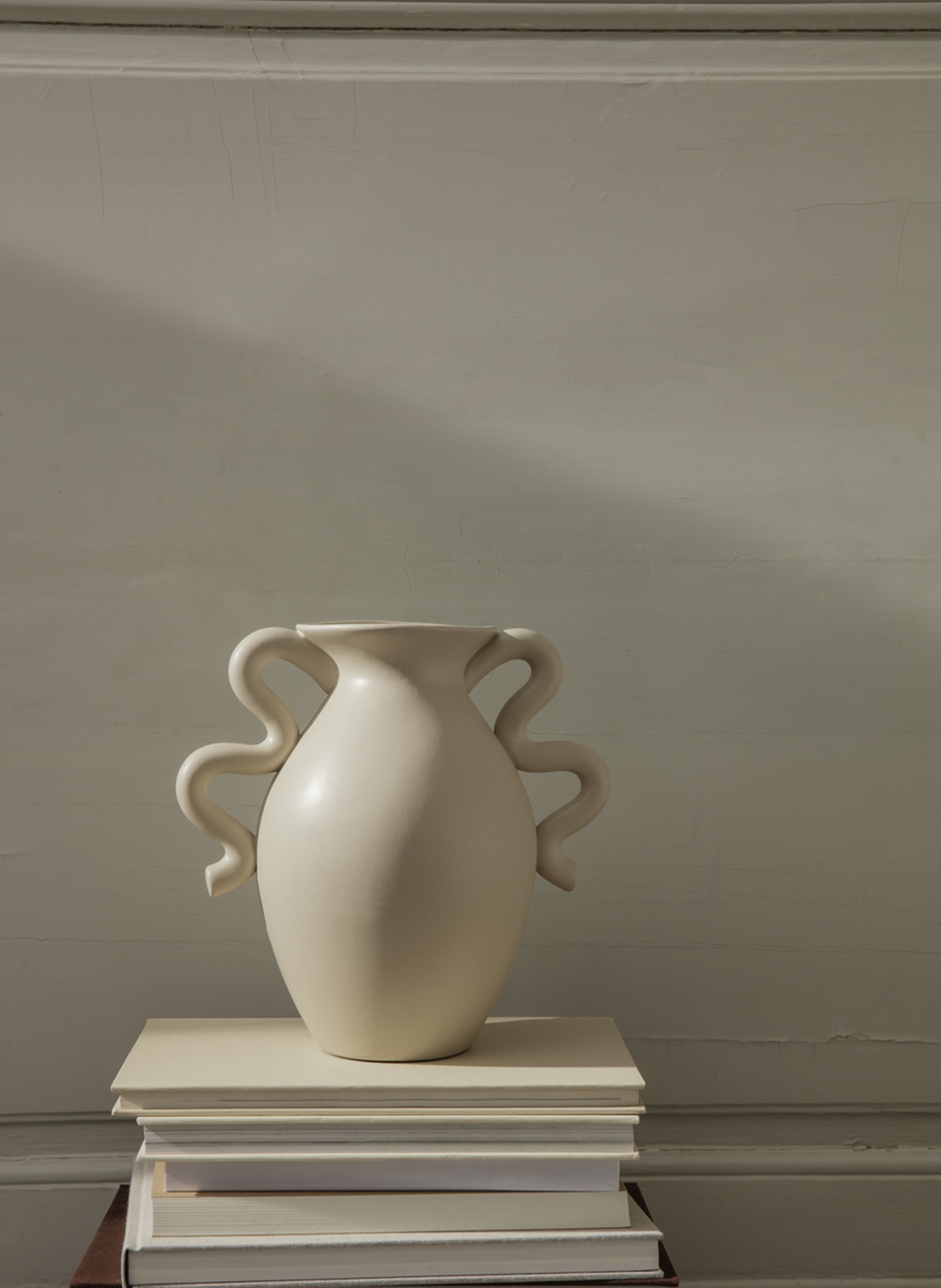 Ferm LIVING Vase VERSO, Farbe: CREME (Bild 2)