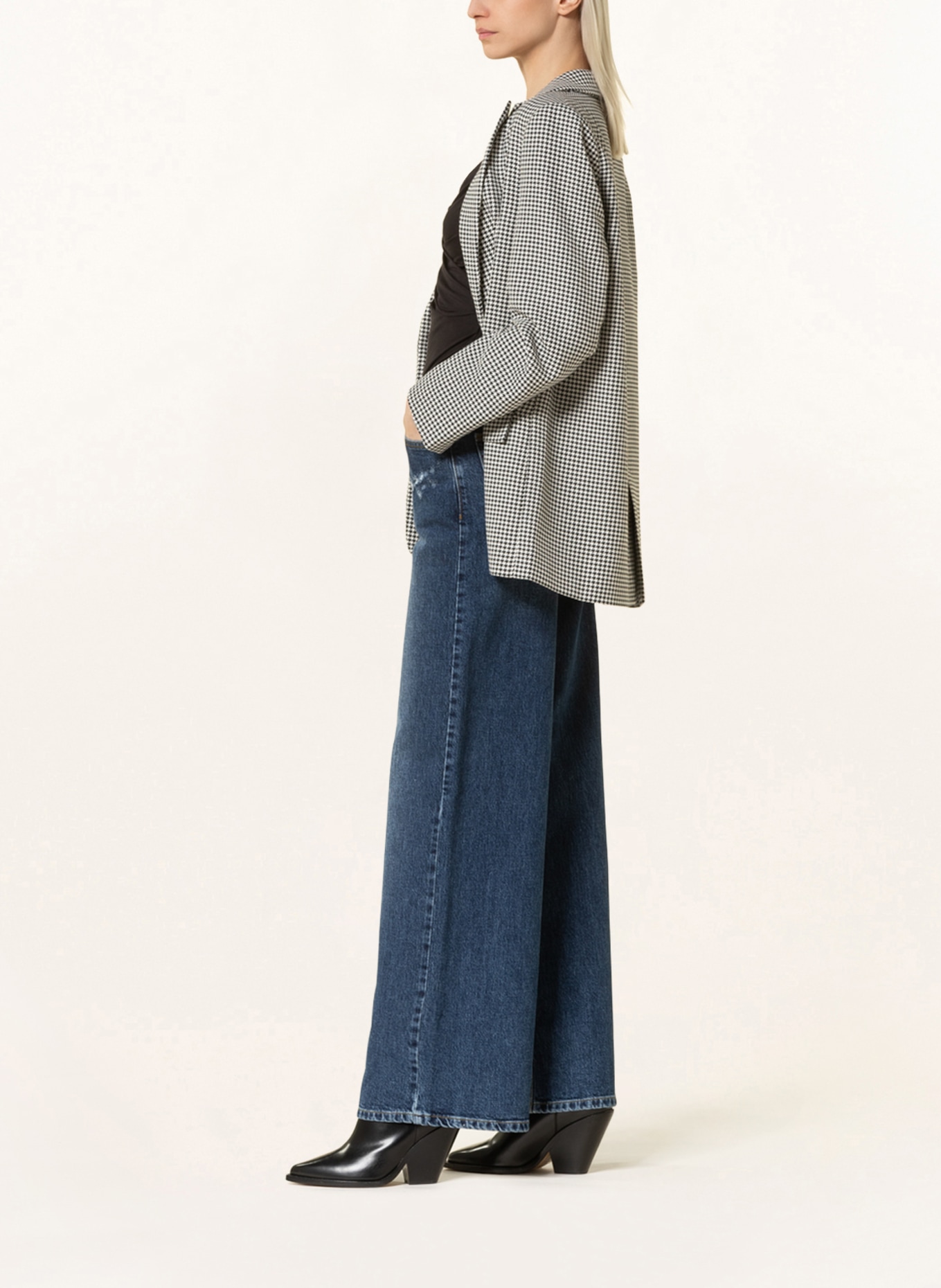 BAUM UND PFERDGARTEN Jeans NINI, Farbe: C6227 Washed Darkblue Denim (Bild 4)