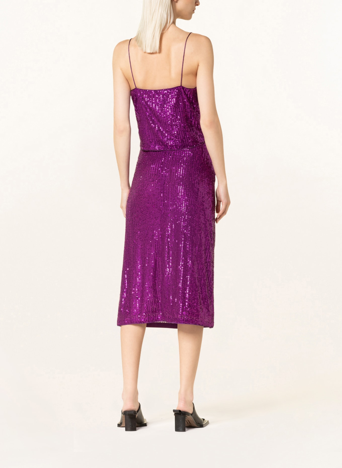 BAUM UND PFERDGARTEN Top JOVANA s flitry: FIALOVÁ