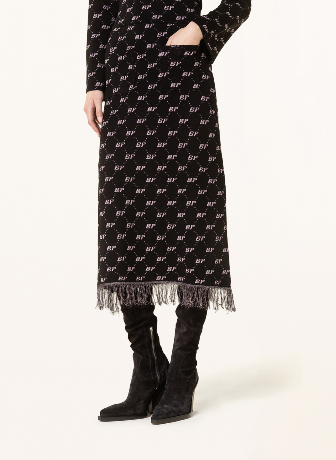 BAUM UND PFERDGARTEN Knit skirt with glitter thread, Color: BLACK/ PINK (Image 4)