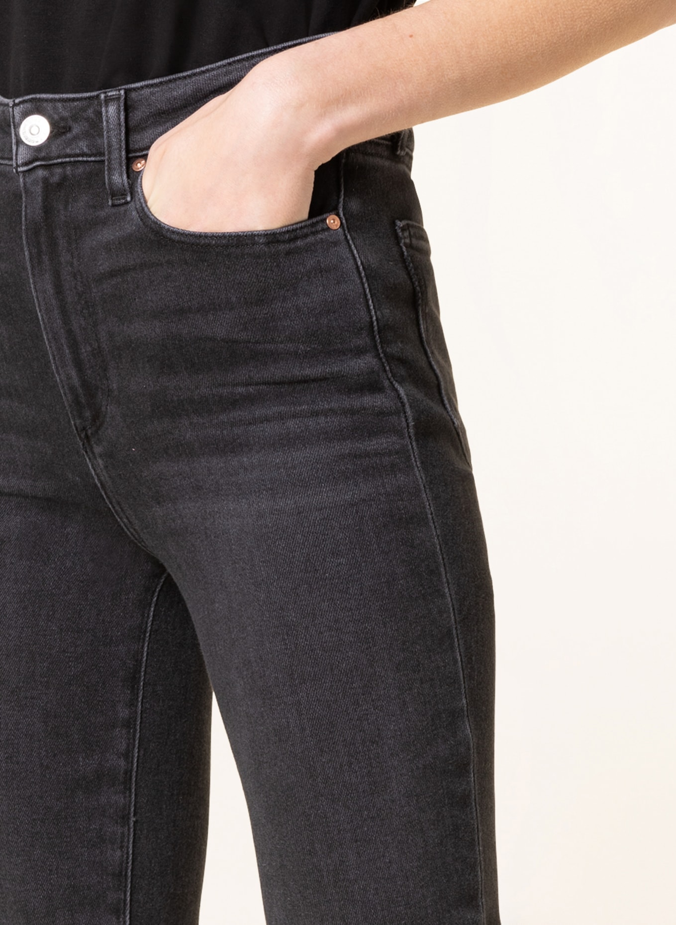 PAIGE Jeans SARAH, Color: W7594 BLACK LOTUS (Image 5)