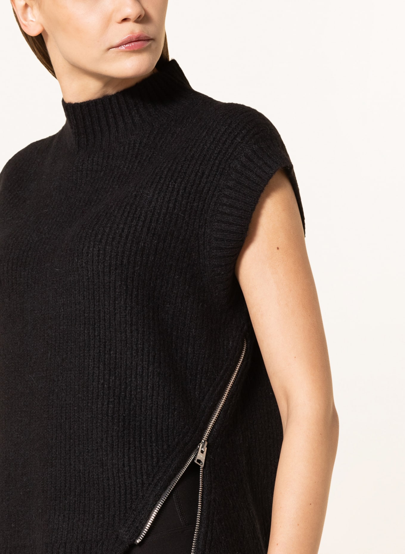 ALLSAINTS Sweater vest CASTEL with alpaca, Color: BLACK (Image 4)