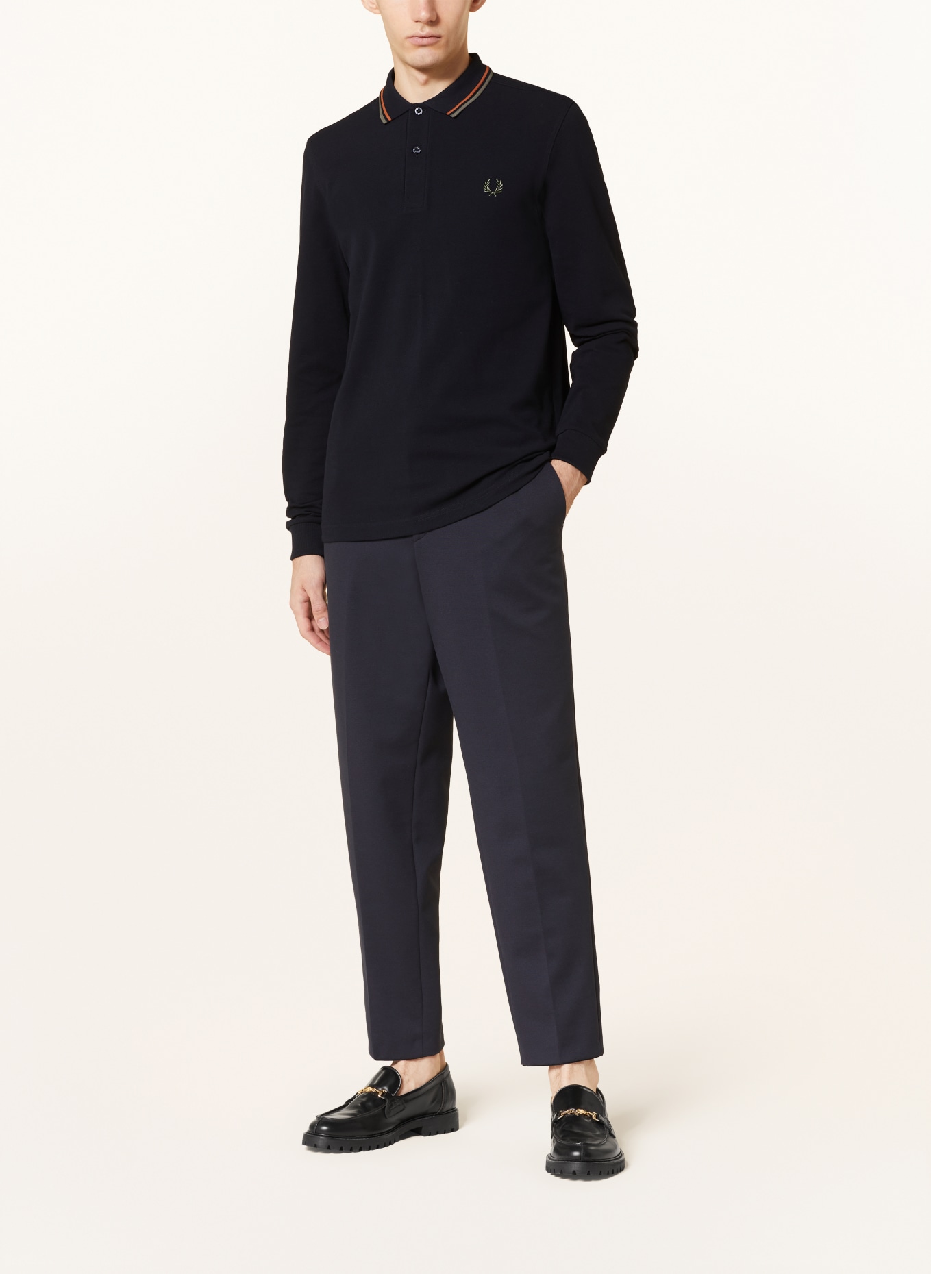 FRED PERRY Piqué-Poloshirt M3636 Regular Fit, Farbe: DUNKELBLAU (Bild 2)
