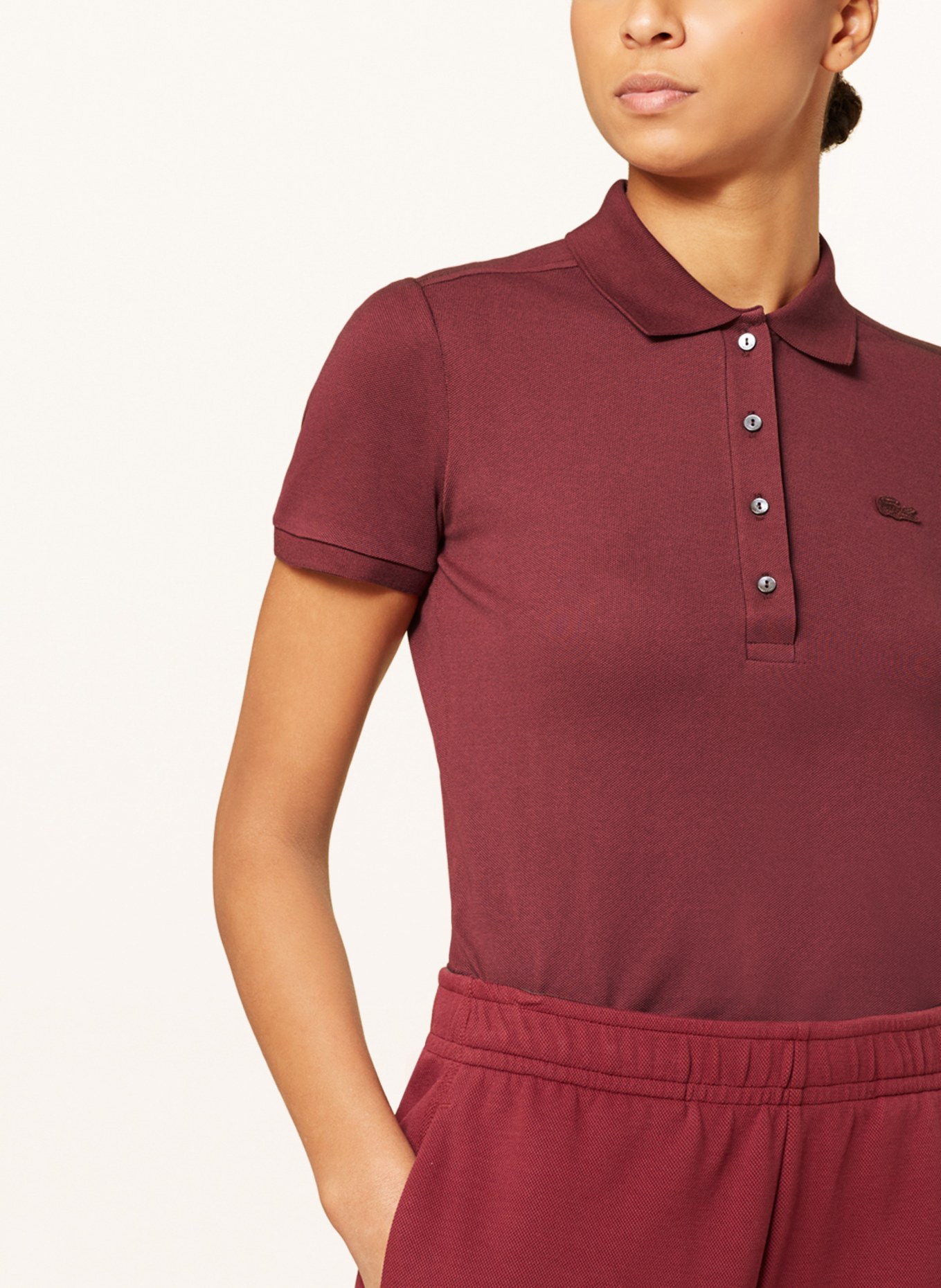 LACOSTE Piqué-Poloshirt: DUNKELROT