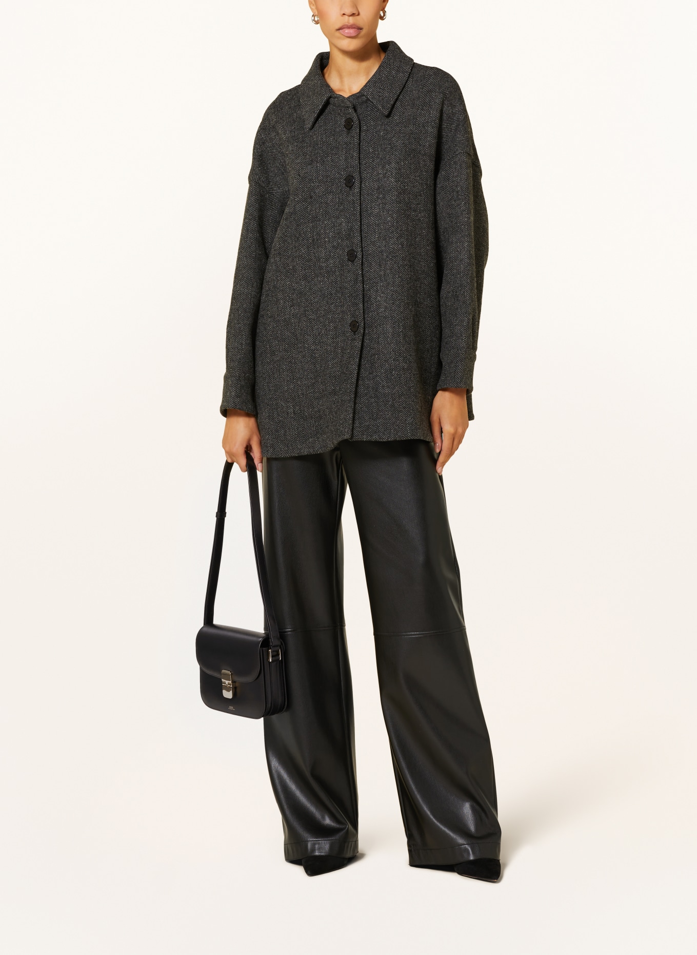 A.P.C. Umhängetasche GRACE: SCHWARZ