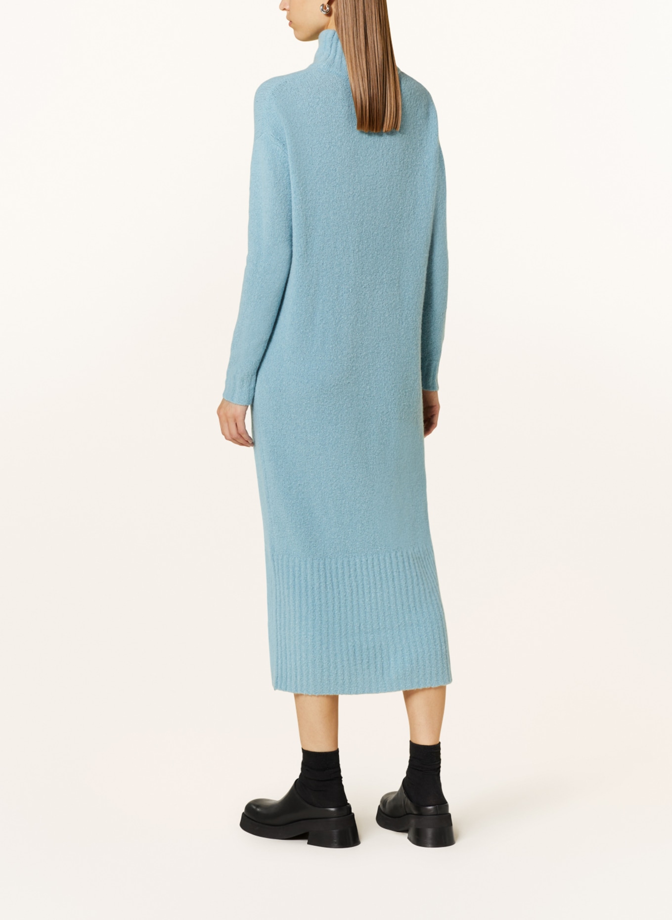 American Vintage Oversized pletené šaty, Barva: TMAVĚ MODRÁ (Obrázek 3)