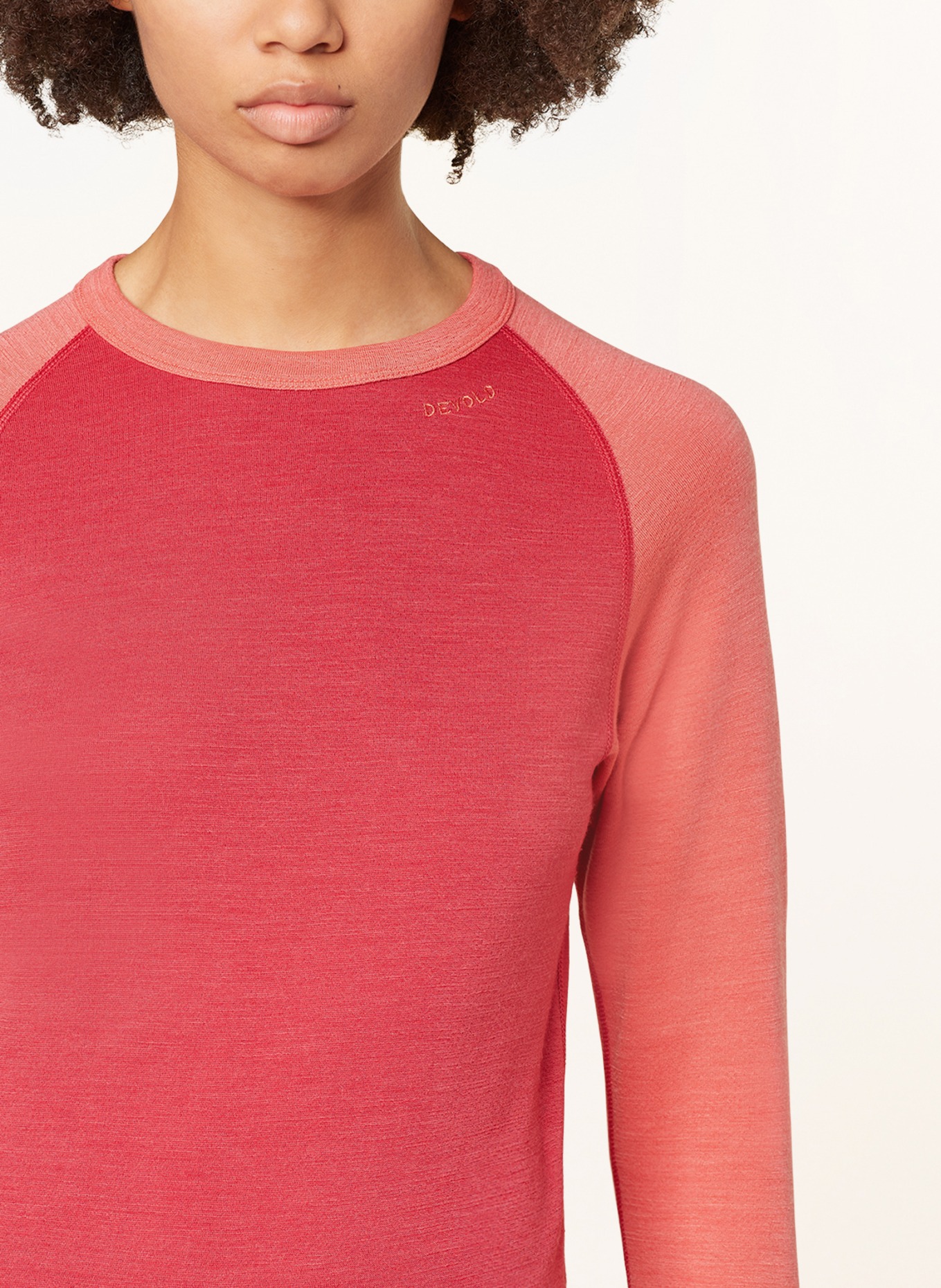DEVOLD Functional underwear shirt EXPEDITION made of merino wool, Color: RED/ SALMON (Image 4)