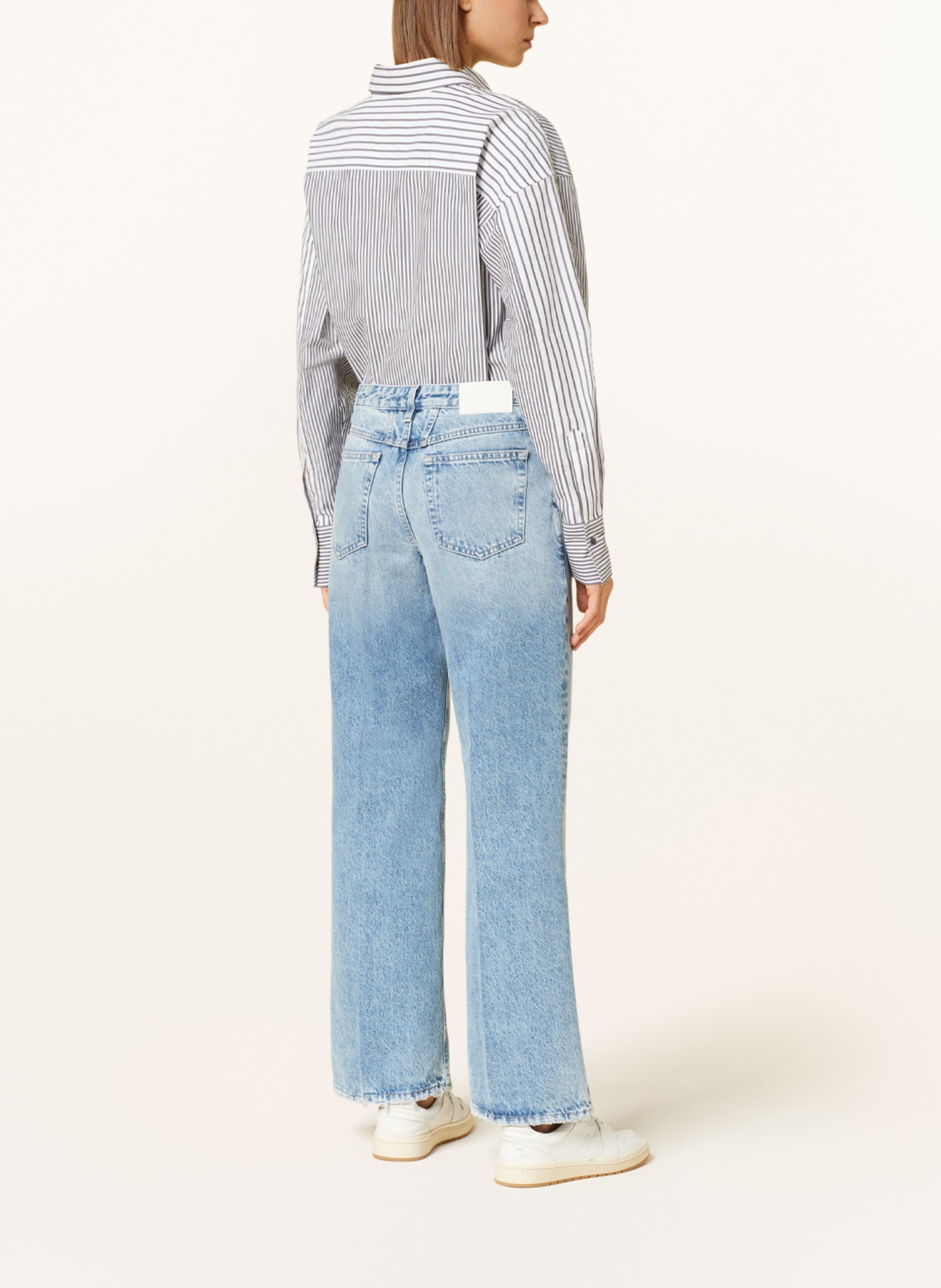 CLOSED Flared Jeans GILLAN CROPPED, Farbe: MBL MID BLUE (Bild 3)