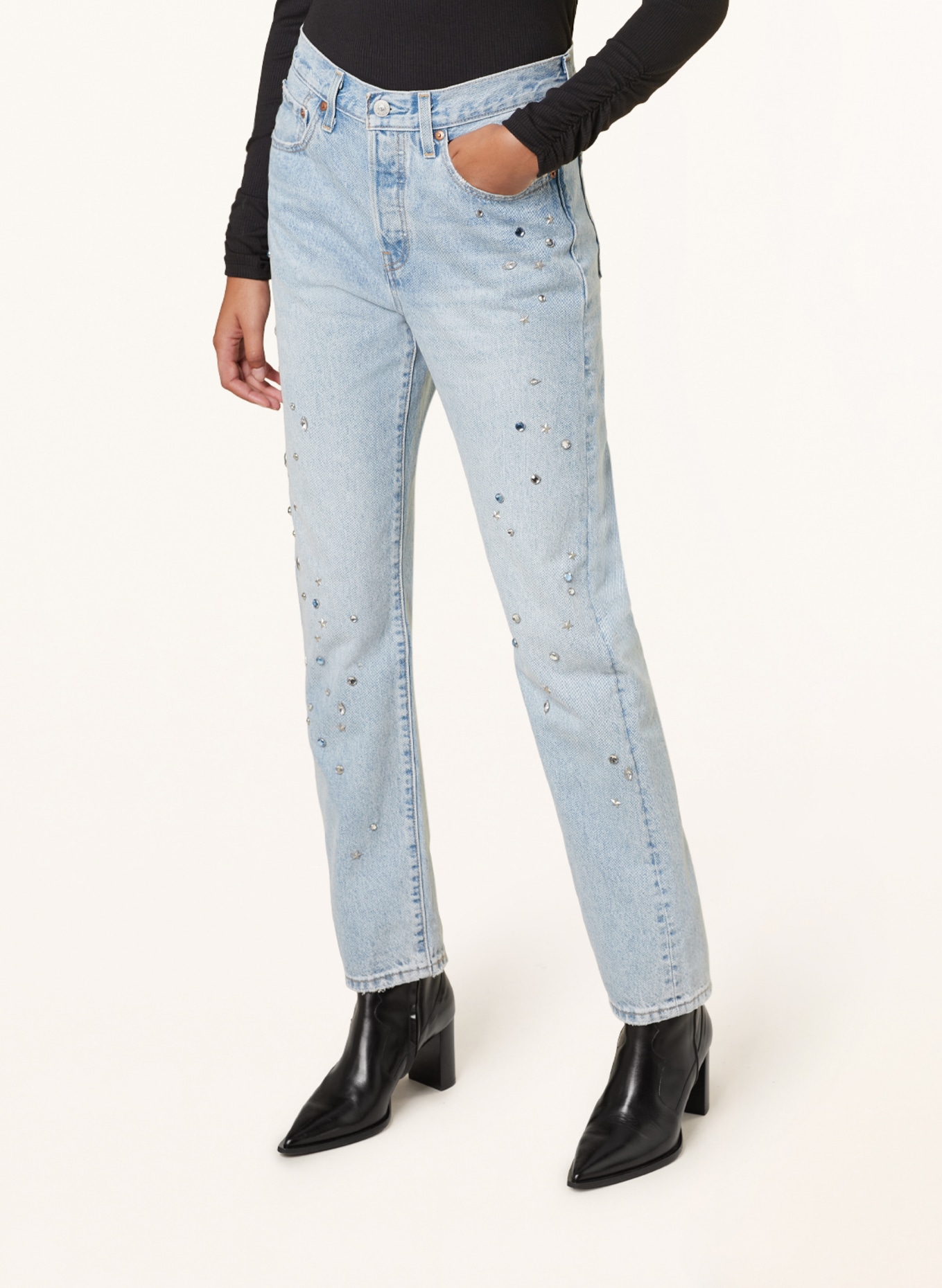Levi's® Straight Jeans 501 mit Schmucksteinen, Farbe: 66 Light Indigo - Worn In (Bild 5)