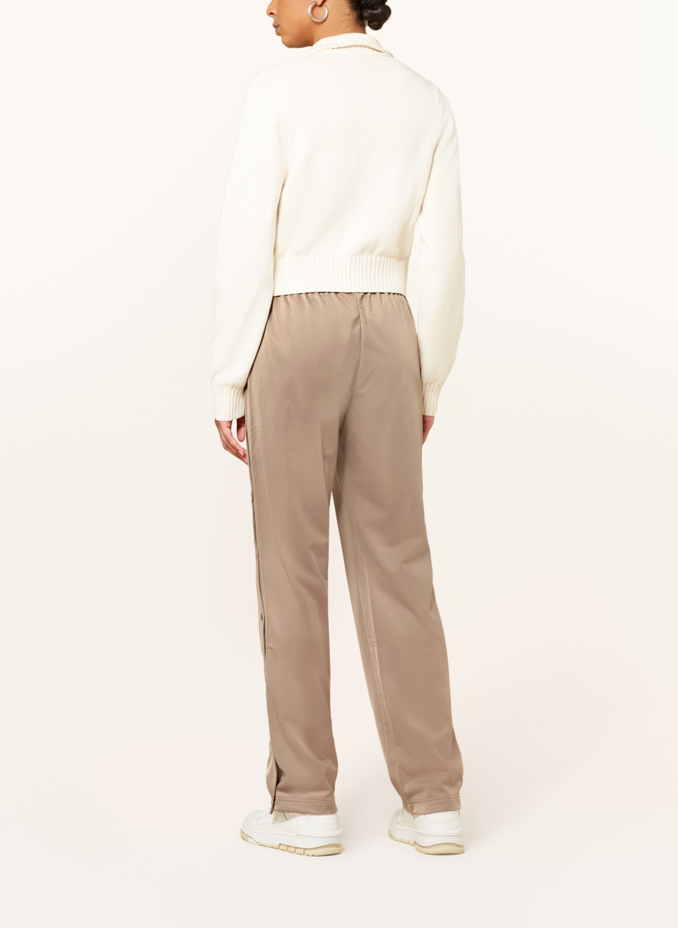 adidas Originals Trousers ADIBREAK in jogger style, Color: TAUPE (Image 3)
