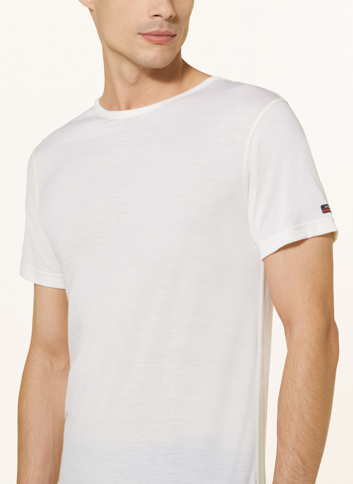 DEVOLD Functional underwear shirt BREEZE made of merino wool, Color: WHITE (Image 4)