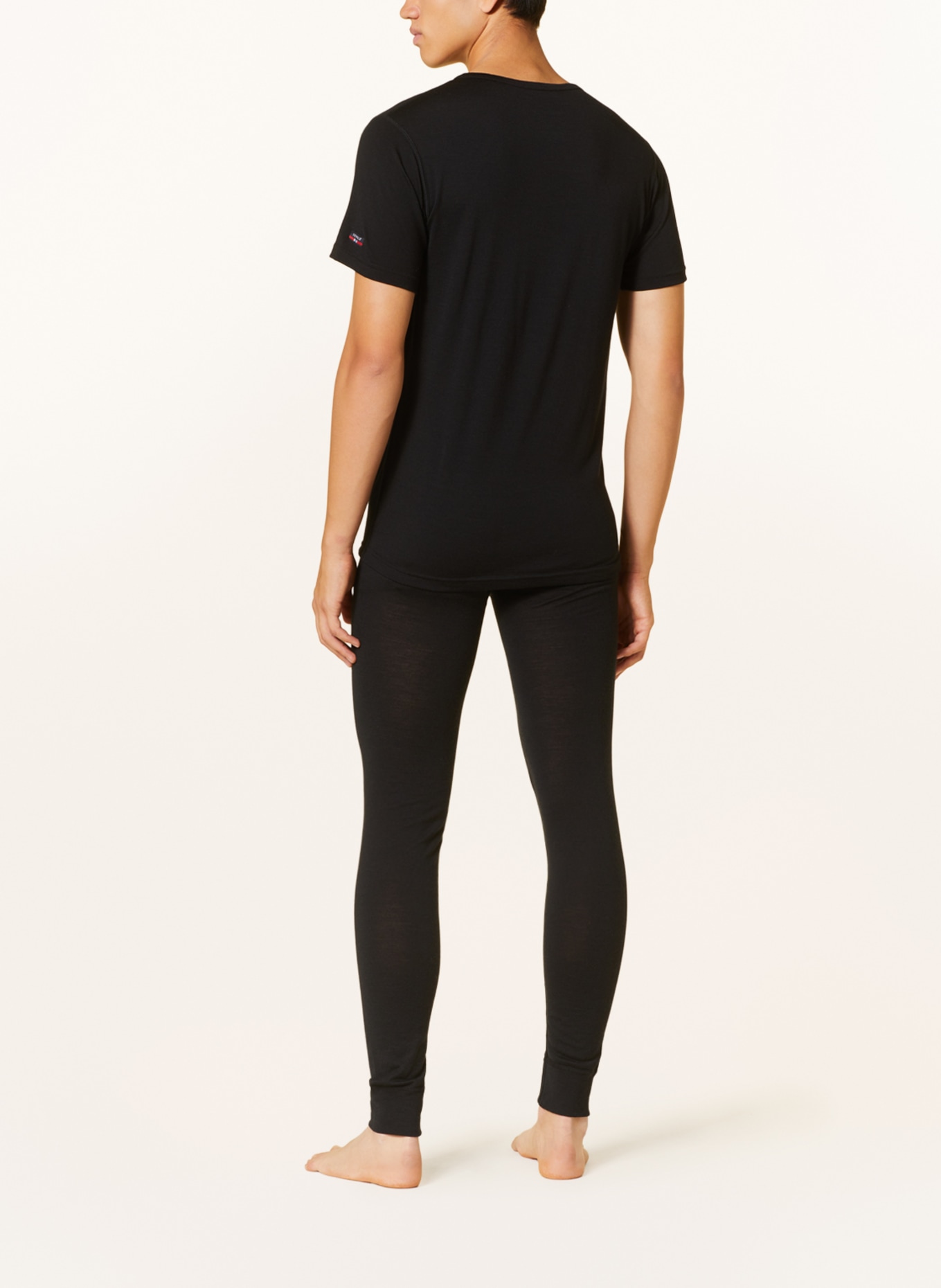 DEVOLD Functional underwear shirt BREEZE made of merino wool, Color: BLACK (Image 3)