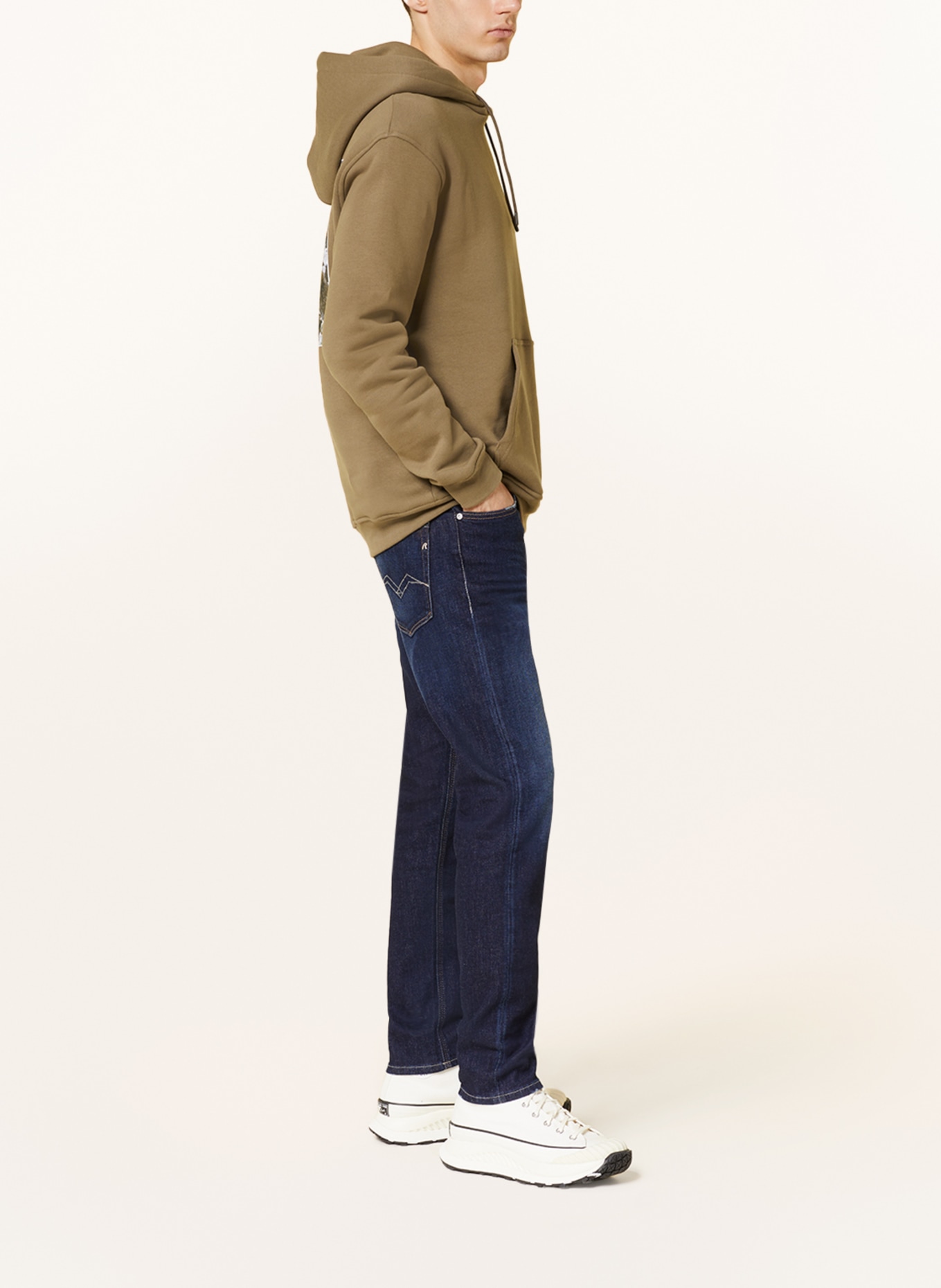 REPLAY Jeans WILLBI Regular Slim Fit, Farbe: 007 DARK BLUE (Bild 4)