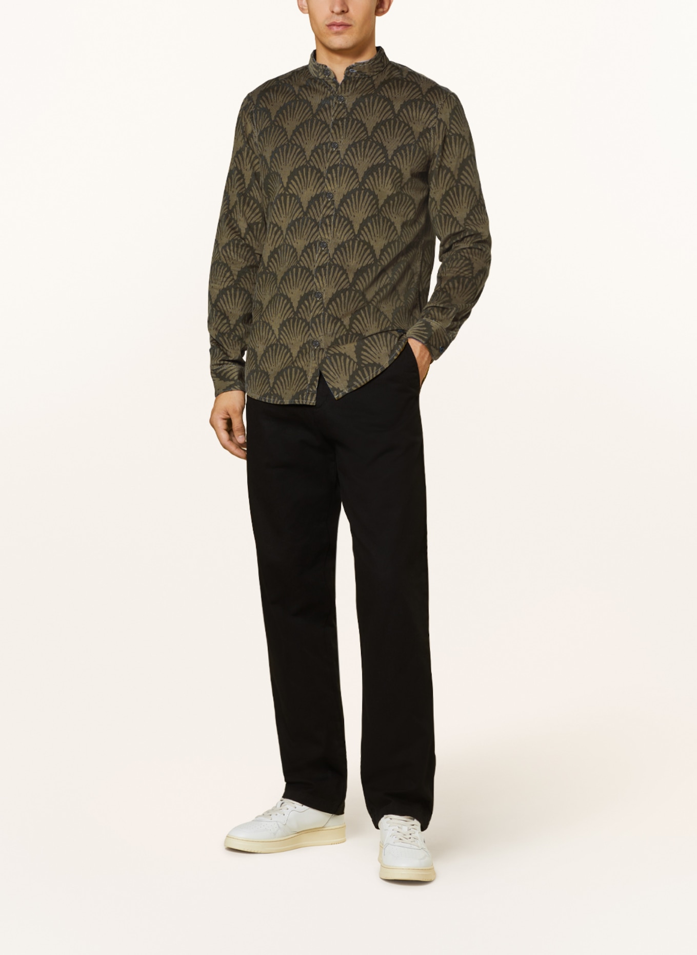 NOWADAYS Cordhemd Slim Fit: OLIV