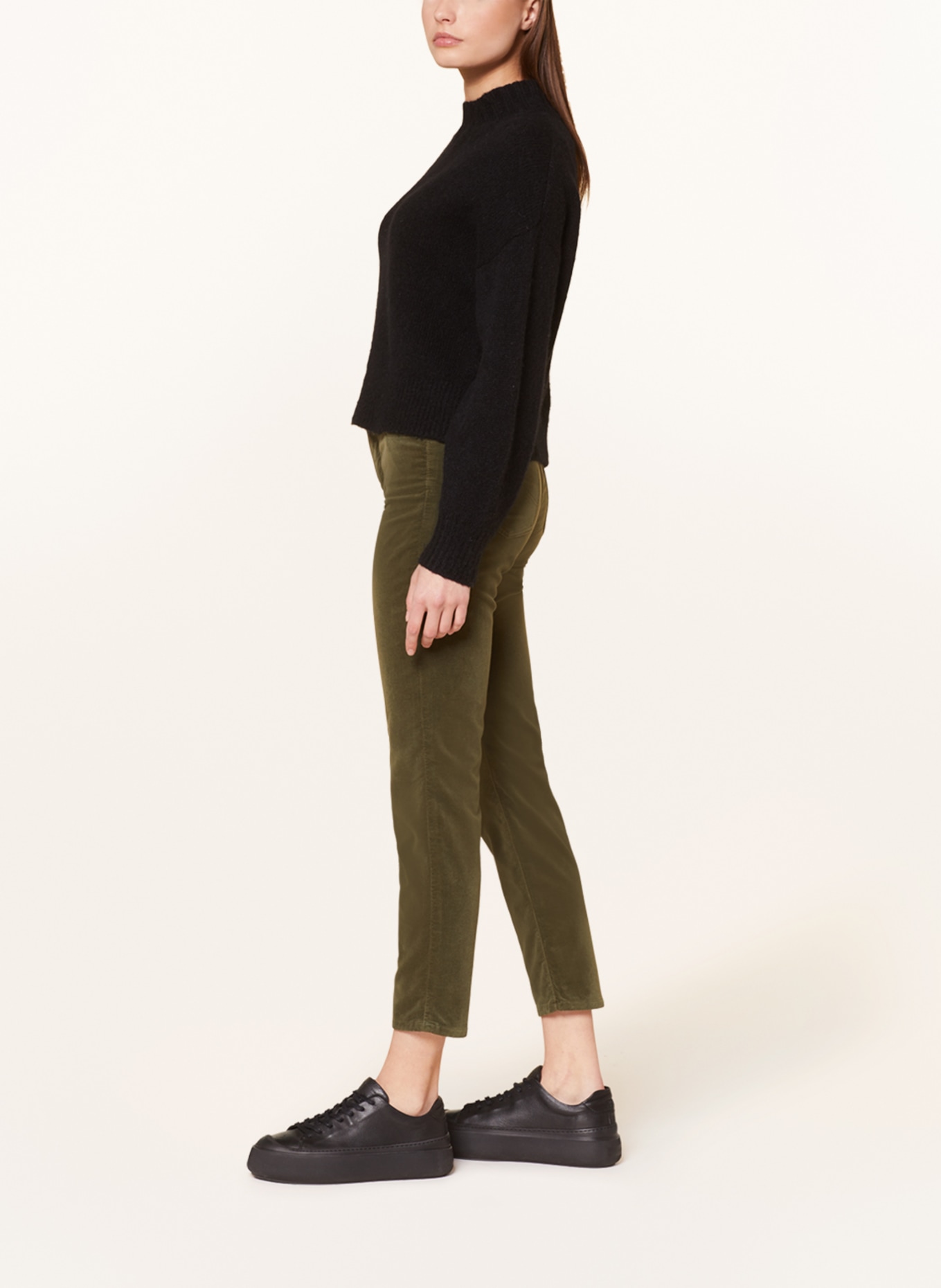 MARC CAIN Velvet trousers SILEA, Color: 583 sludge (Image 4)