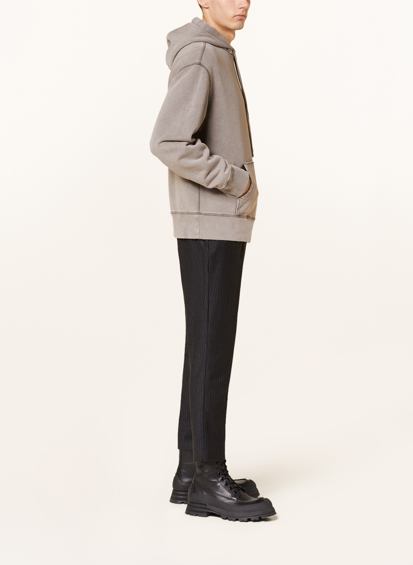 AMI PARIS Mikina s kapucí, Barva: ŠEDÁ (Obrázek 4)