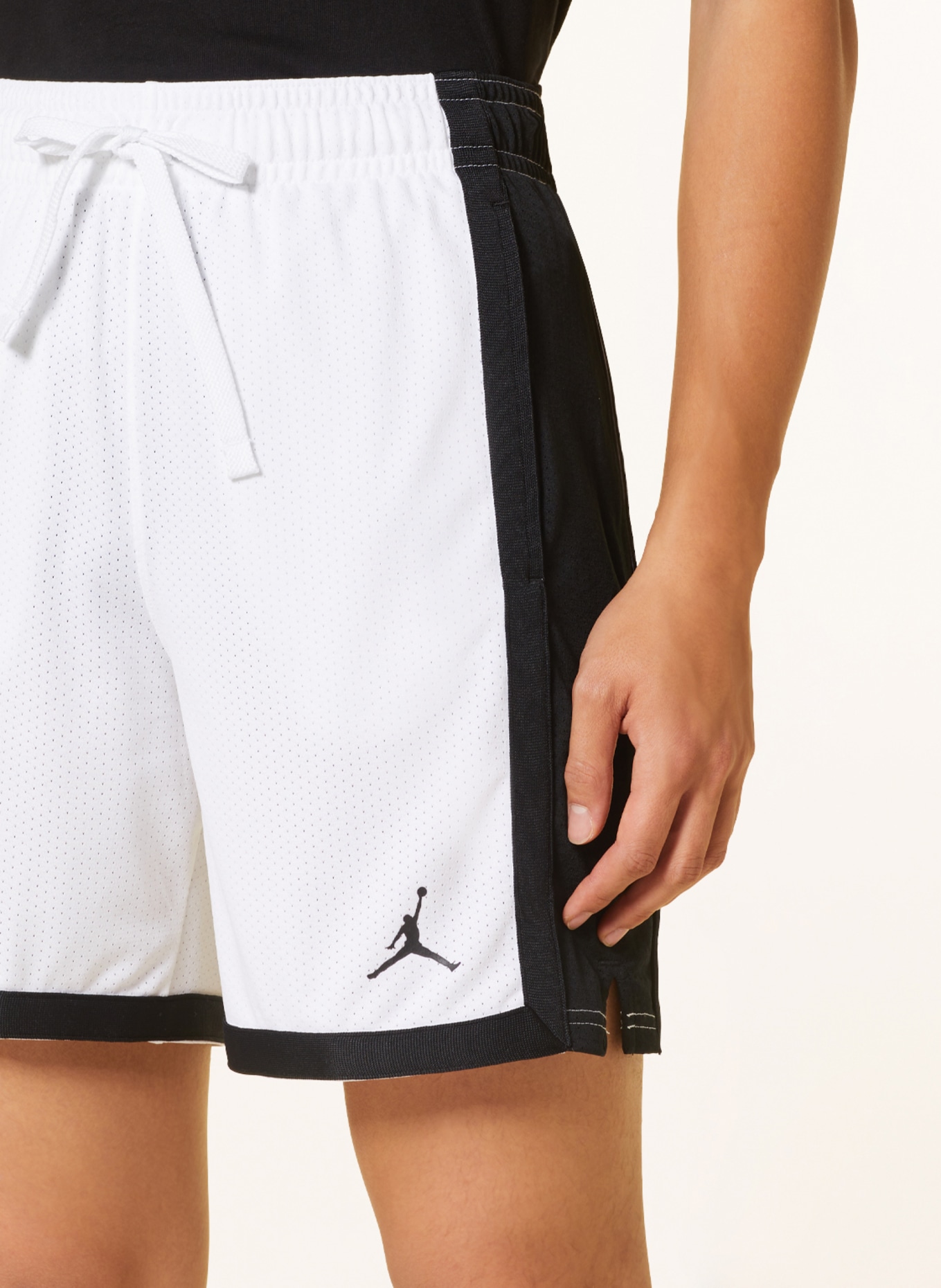 JORDAN Basketball shorts SPORT DRI-FIT made of mesh, Color: WHITE/ BLACK (Image 5)