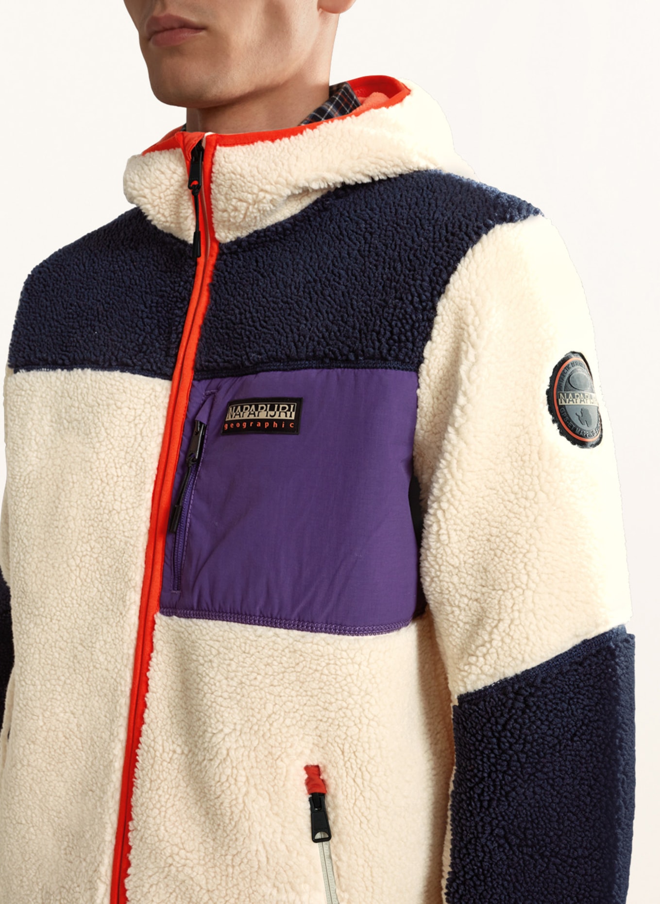 NAPAPIJRI Teddy jacket YUPIK, Color: CREAM/ DARK BLUE/ PURPLE (Image 4)