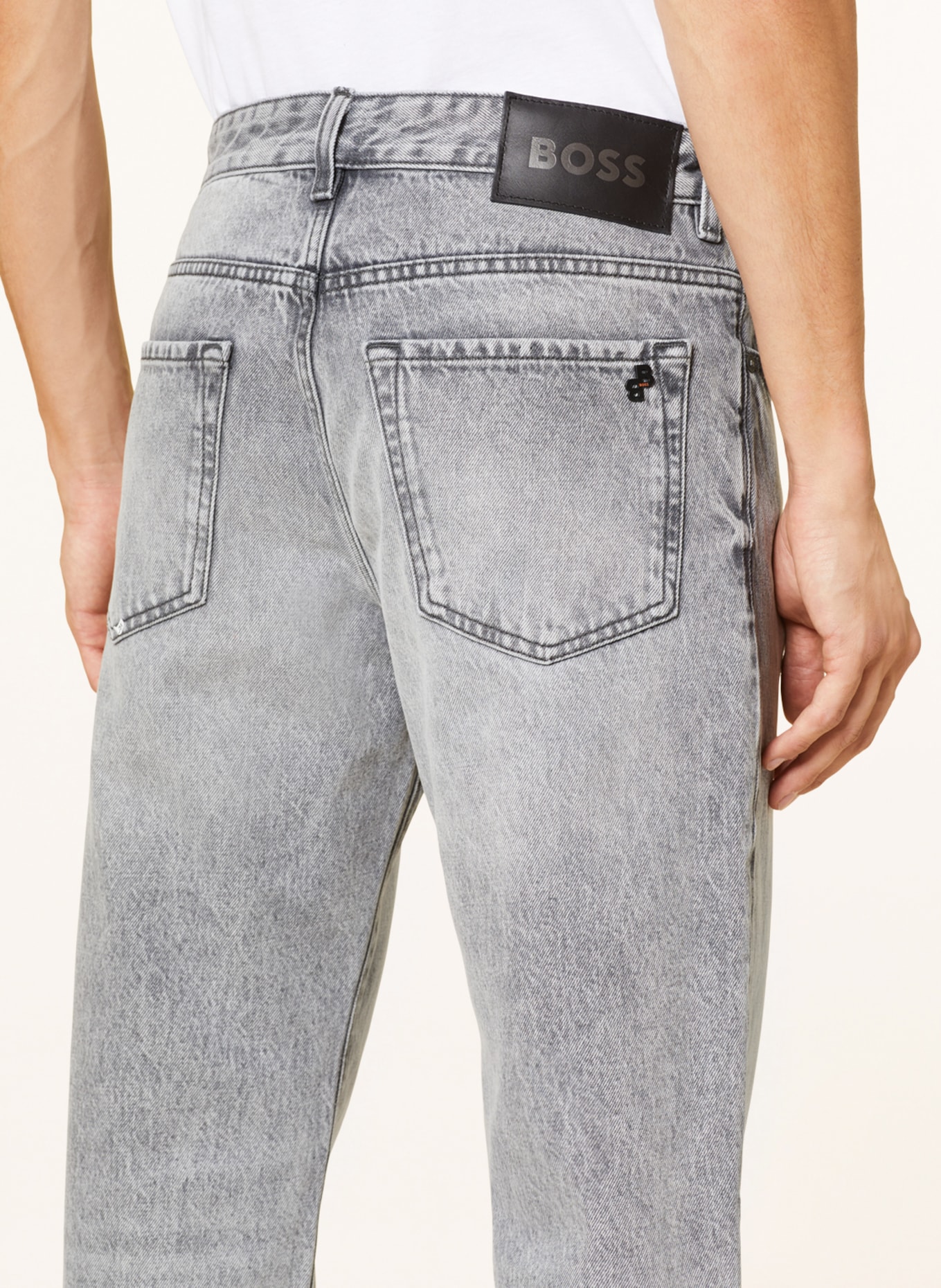 BOSS Jeans MAINE Regular Fit, Farbe: 050 LIGHT/PASTEL GREY (Bild 5)