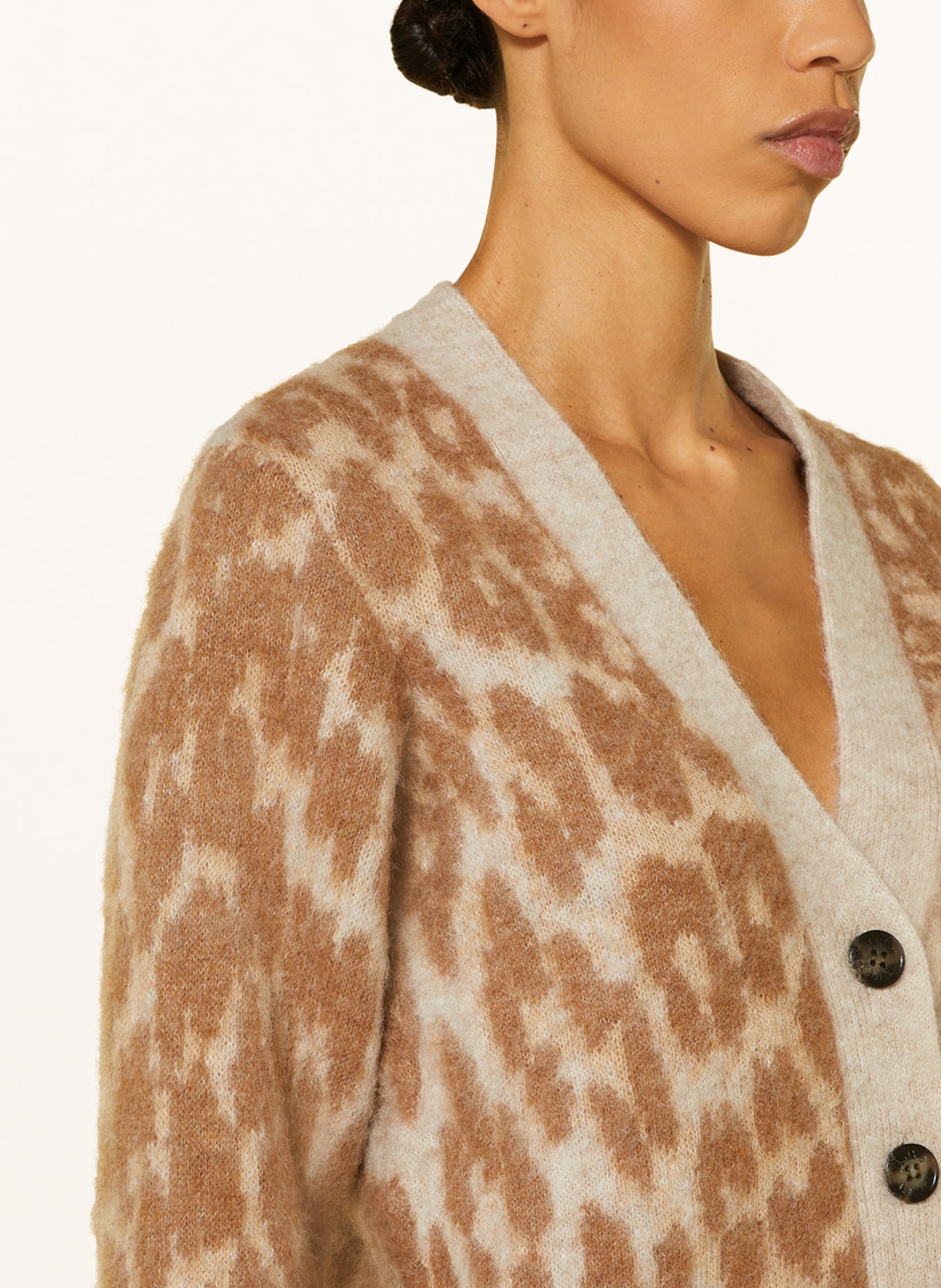 GANNI Cardigan with alpaca and 3/4 sleeves, Color: CREAM/ CAMEL (Image 4)