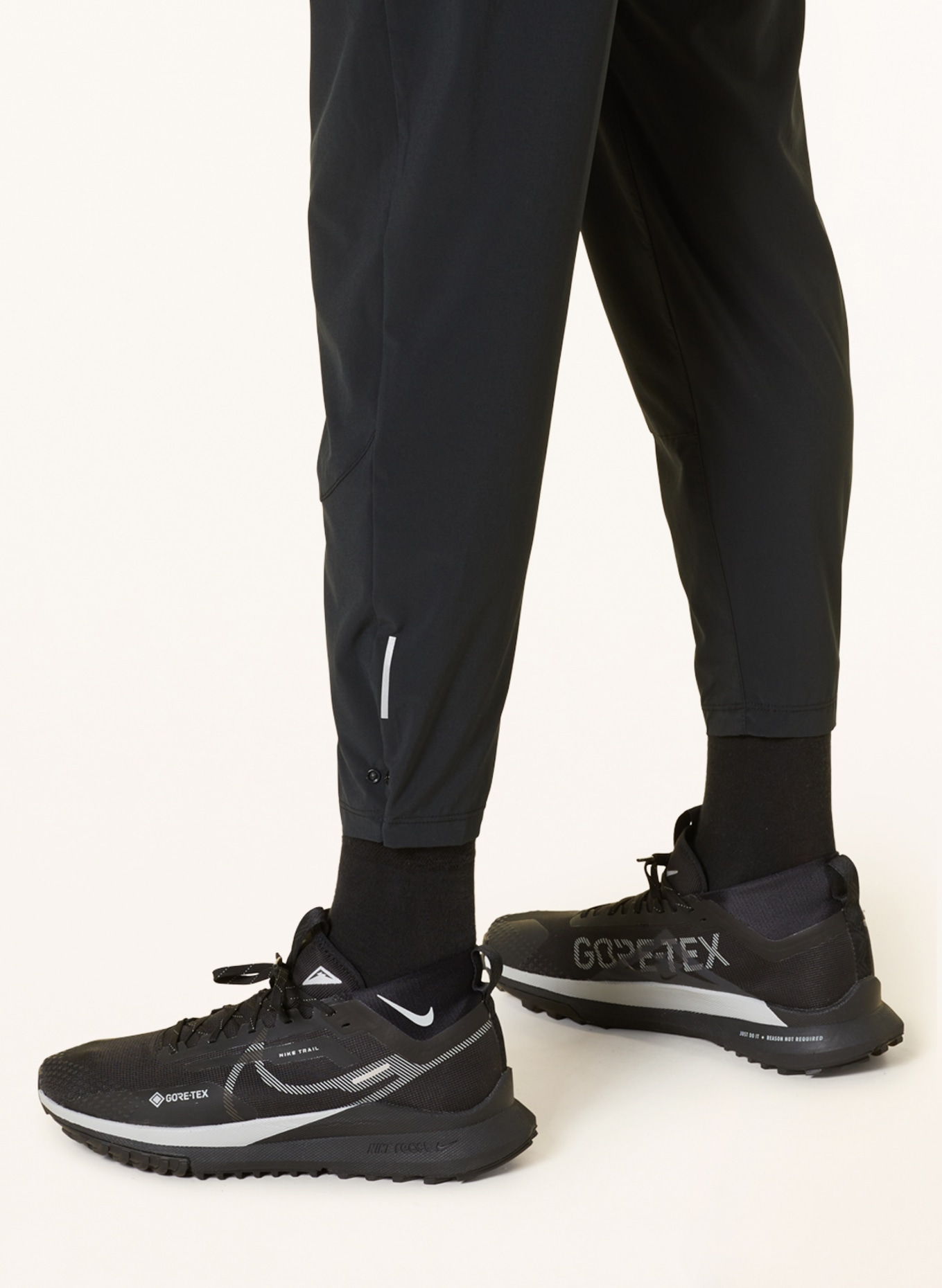 Nike Running pants TRAIL DAWN RANGE in black
