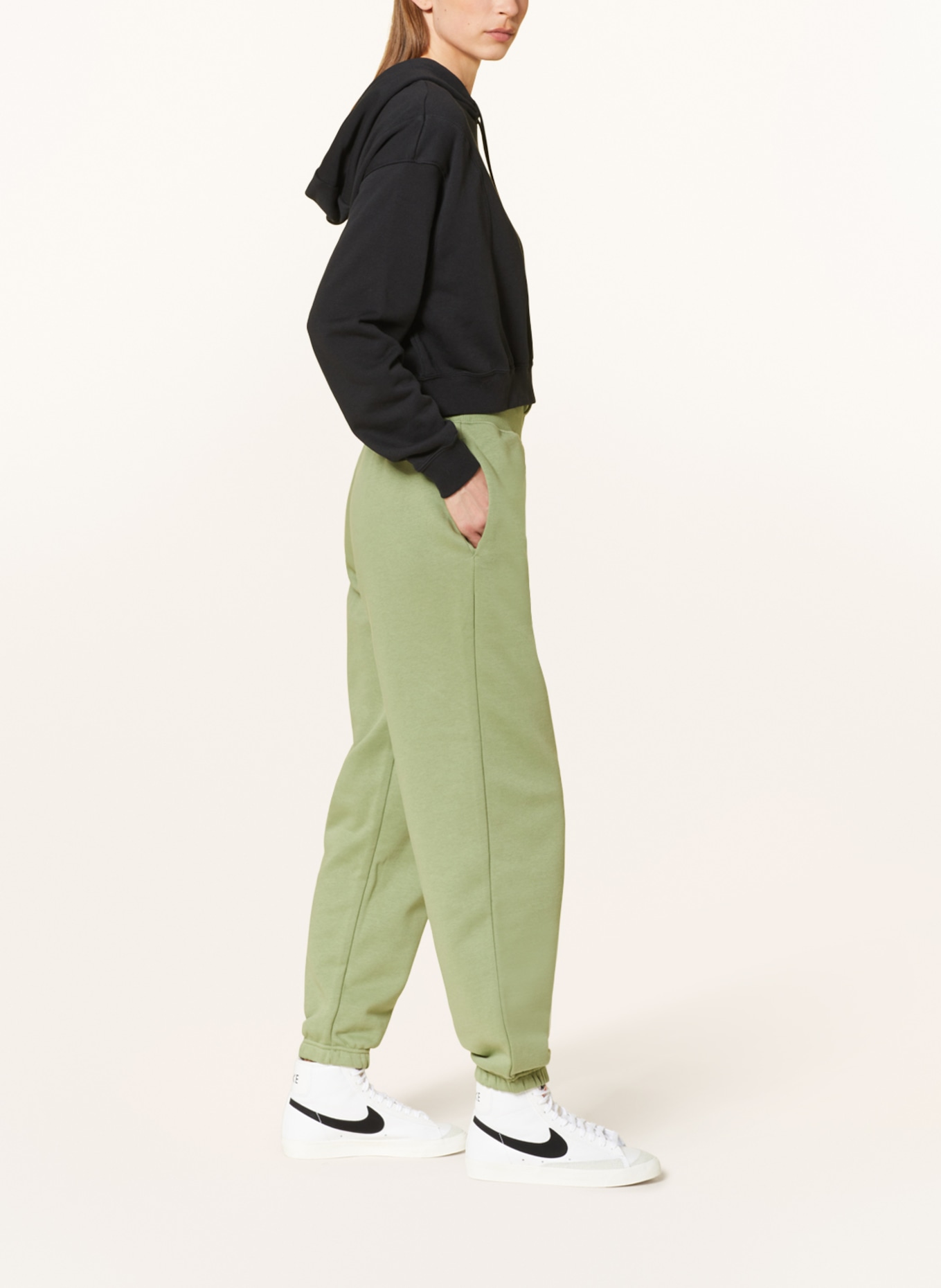 Nike Spodnie dresowe PHOENIX FLEECE, Kolor: JASNOZIELONY (Obrazek 4)