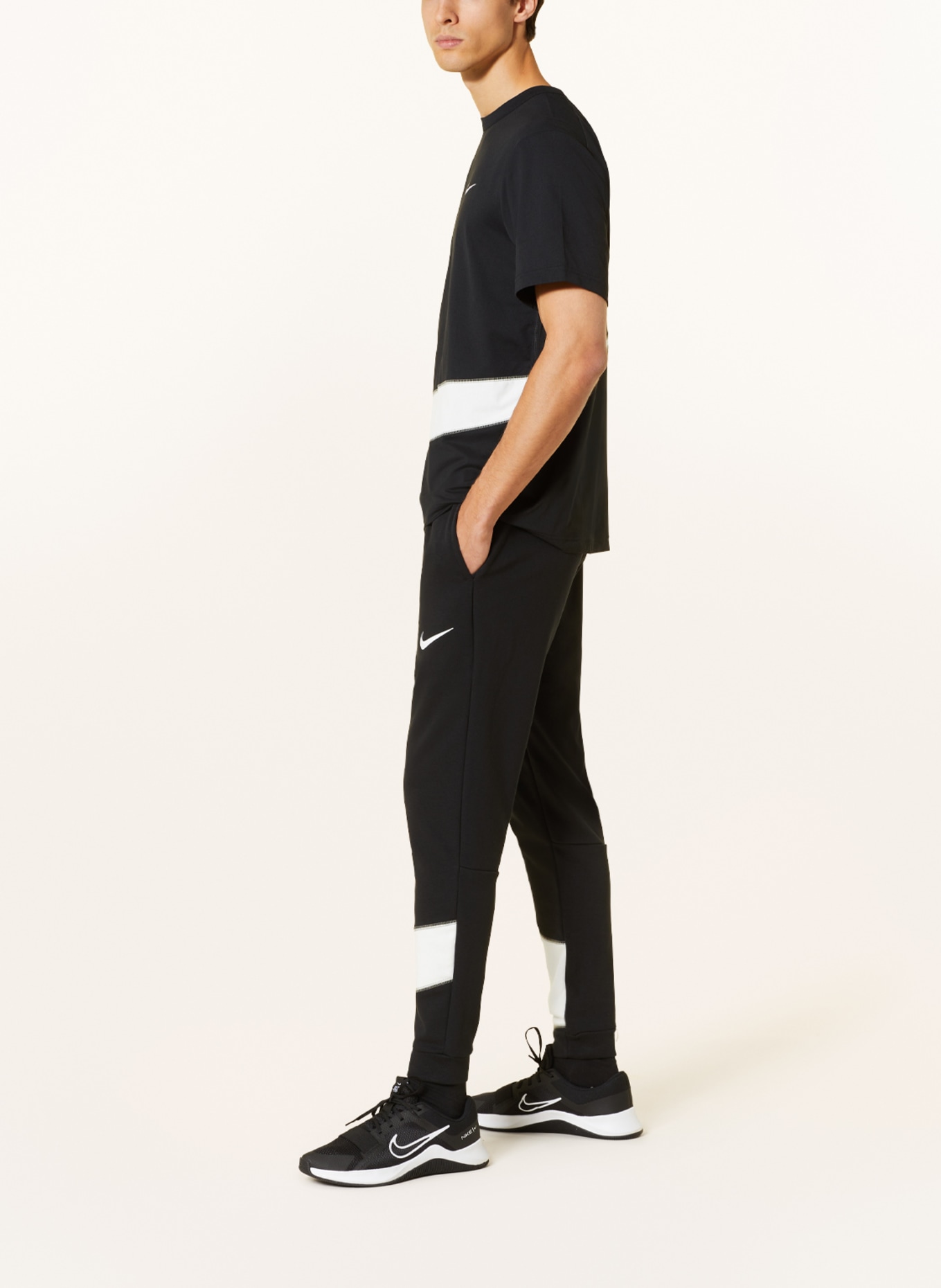 Nike Spodnie dresowe DRI-FIT, Kolor: CZARNY/ BIAŁY (Obrazek 4)