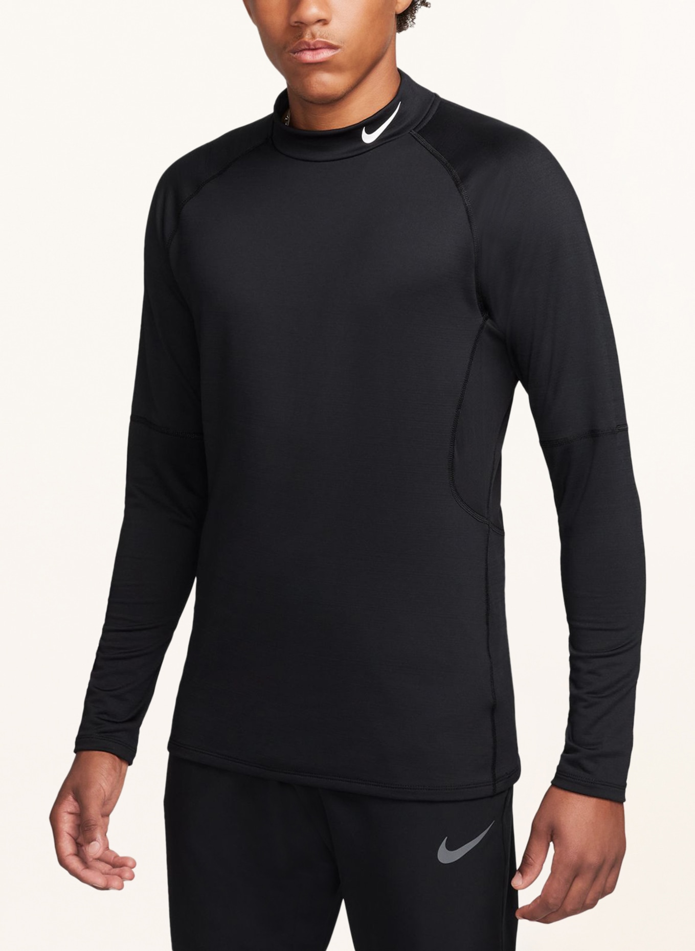Nike Tričko s dlouhým rukávem PRO, Barva: ČERNÁ (Obrázek 4)