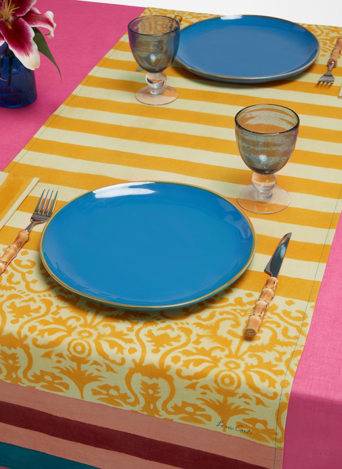 LISA CORTI Tischläufer DAMASK DESIGN GOLD, Farbe: DUNKELGELB/ PETROL/ DUNKELROT (Bild 2)