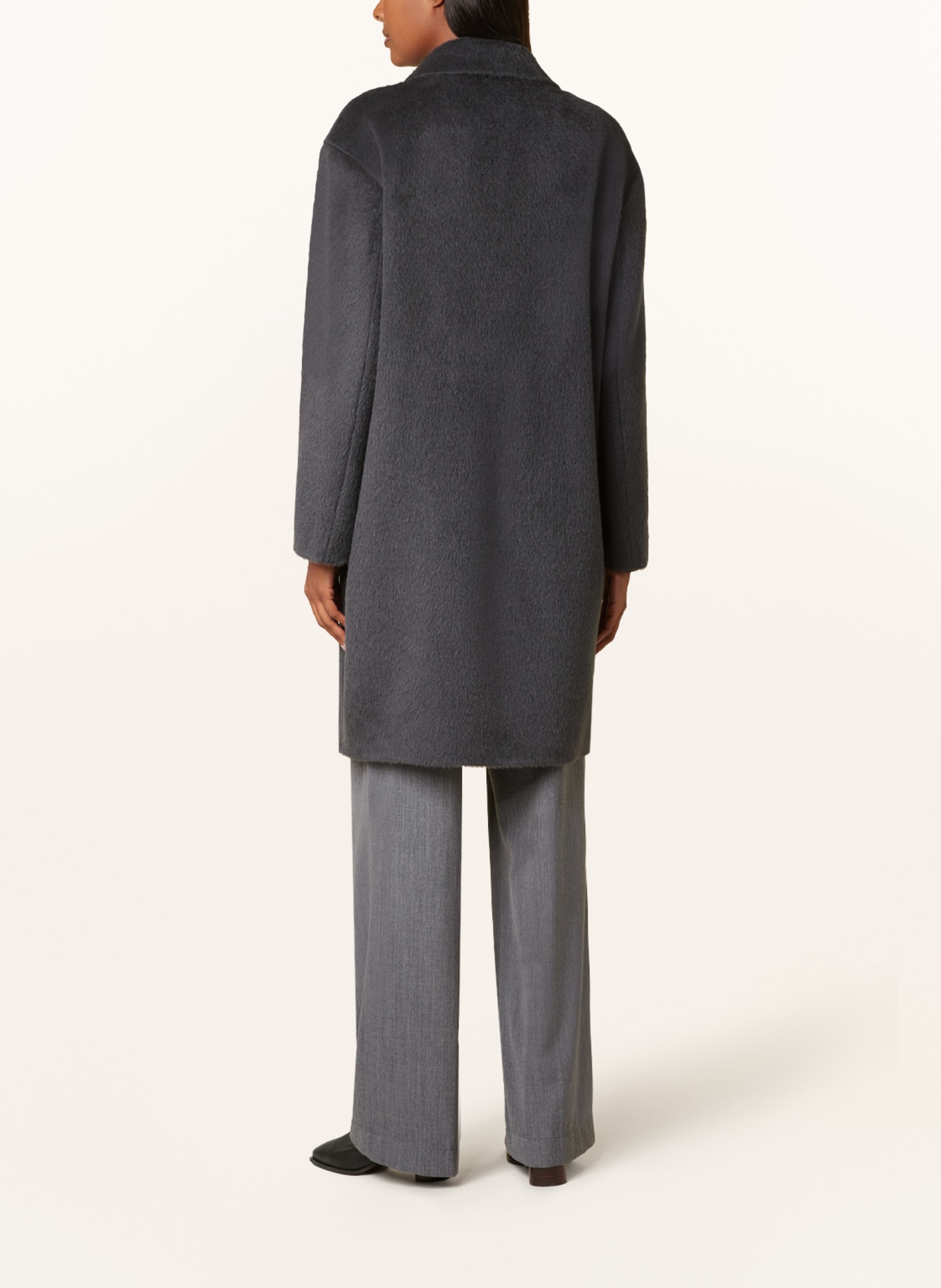 Windsor fur coat outlet