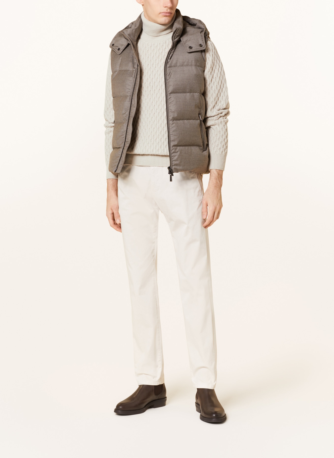MOORER Down vest with detachable hood, Color: BEIGE (Image 2)