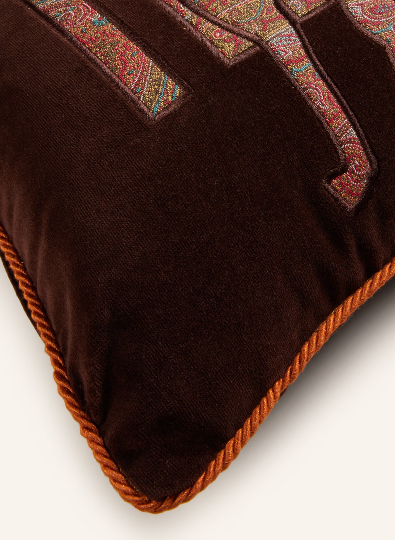 ETRO Home Decorative cushion made of velvet, Color: DARK BROWN (Image 3)