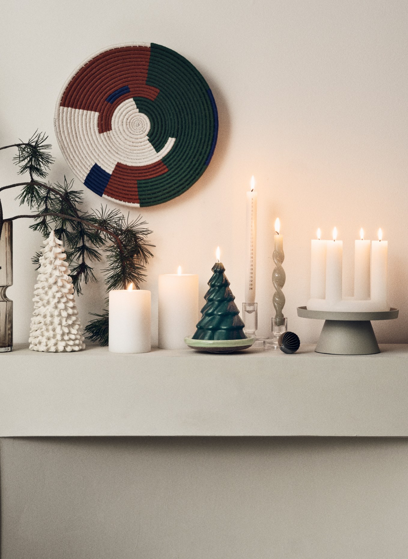 BROSTE COPENHAGEN Kerze PINUS M: DUNKELGRÜN