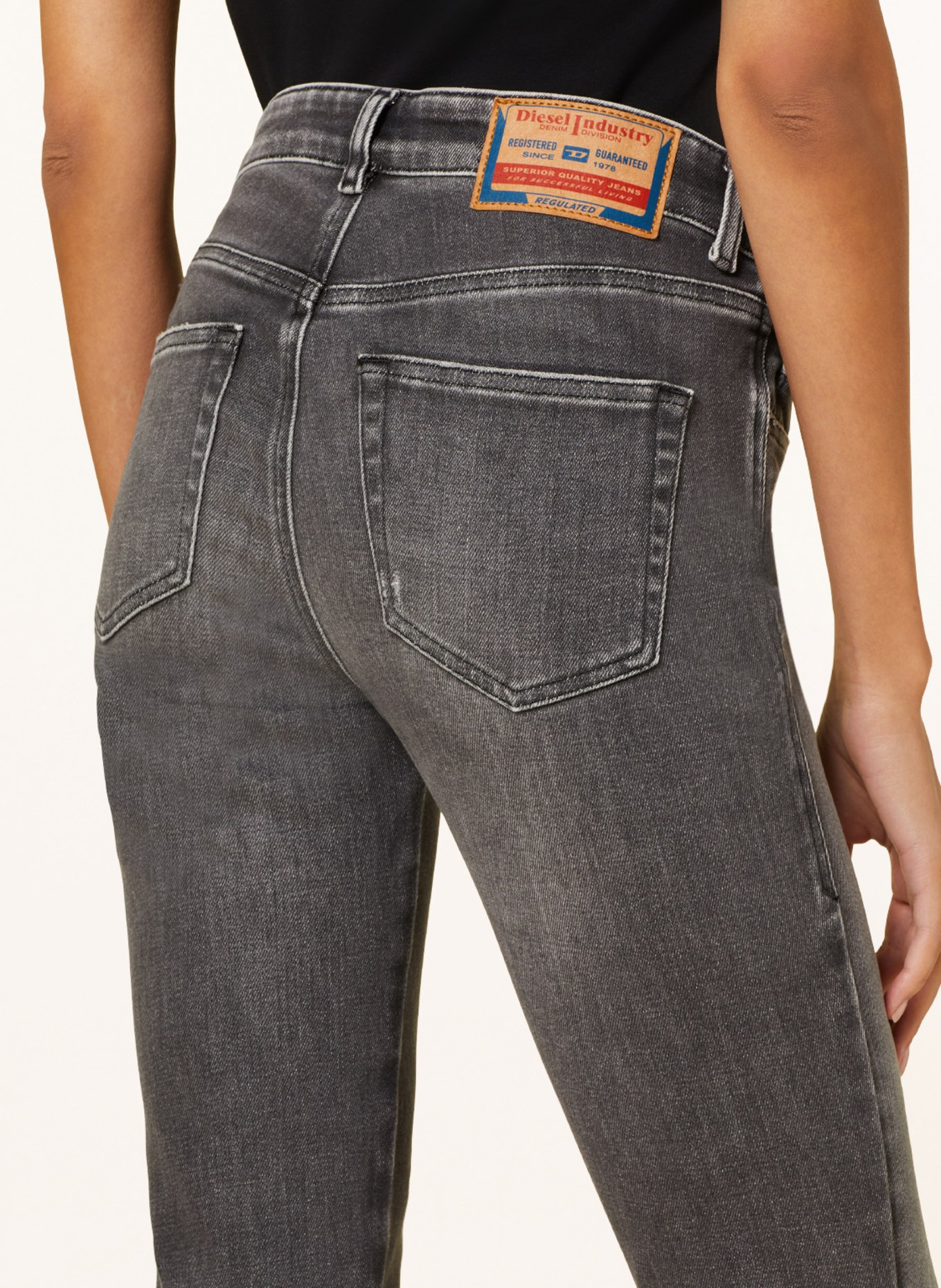 DIESEL Skinny Jeans SLANDY, Farbe: 02 GREY (Bild 5)