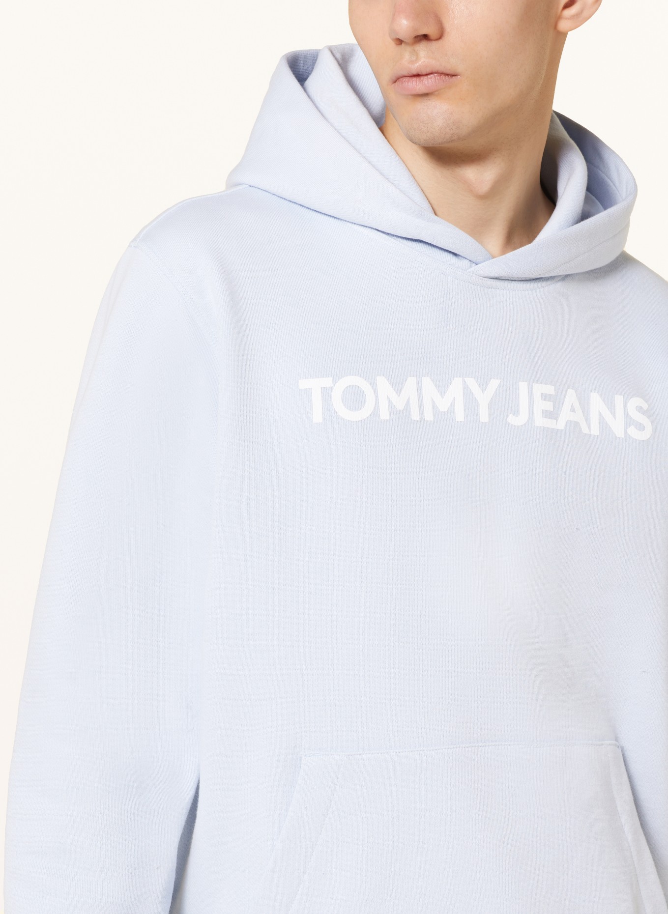 TOMMY JEANS Hoodie: HELLBLAU