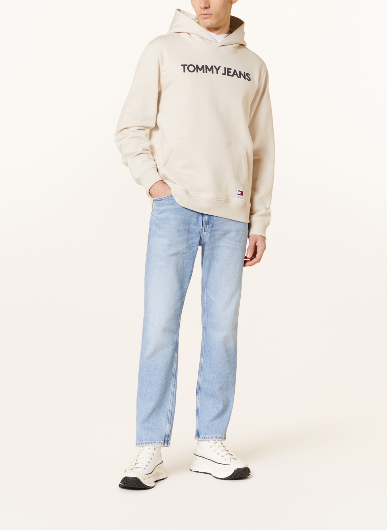 TOMMY JEANS Jeans ETHAN Straight Fit, Farbe: 1AB Denim Light (Bild 2)