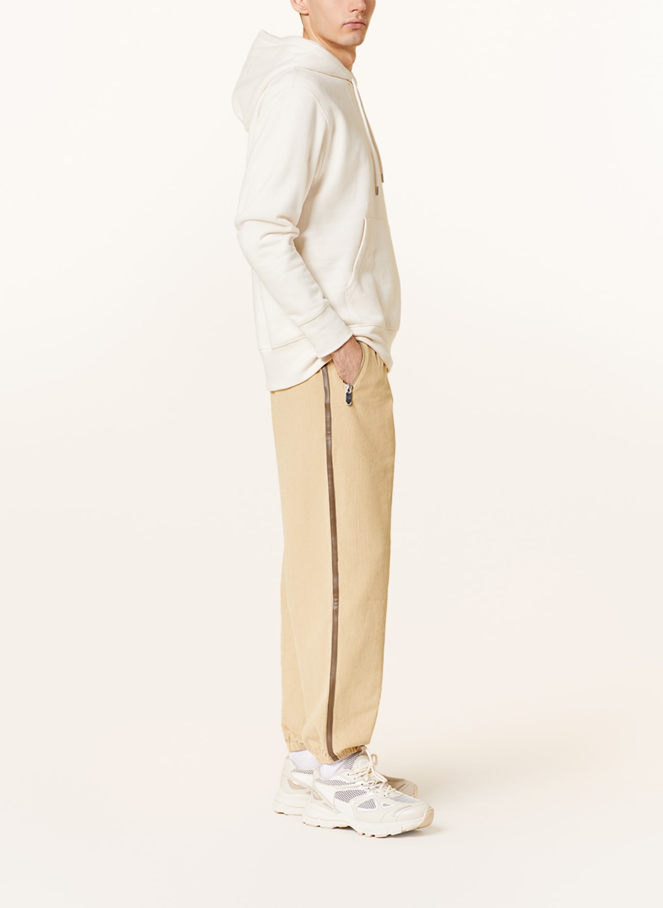 ELIAS RUMELIS Spodnie sztruksowe ERTALHA w stylu dresowym, Kolor: BEŻOWY (Obrazek 4)