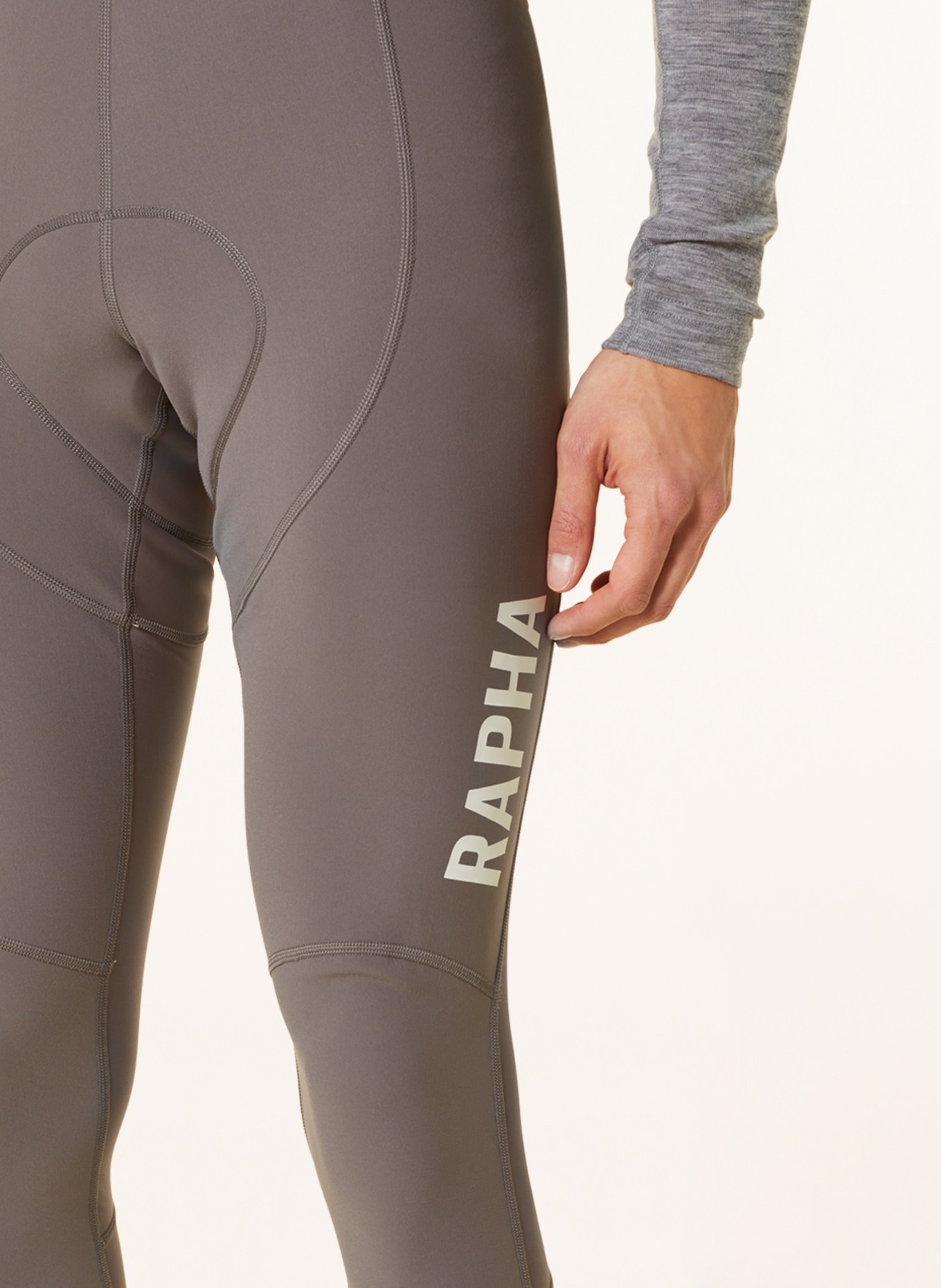 Rapha Cycling shorts PRO TEAM II with straps and padded insert, Color: TAUPE/ LIGHT GRAY (Image 6)