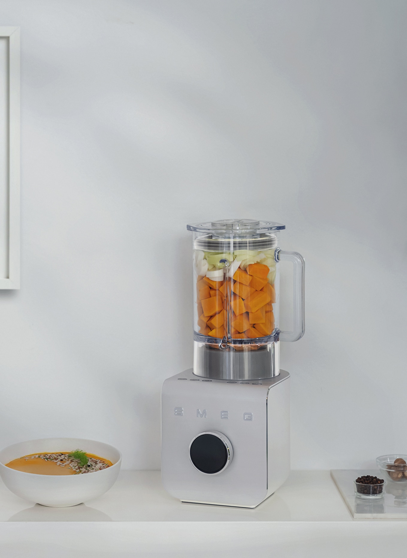 SMEG Standmixer BLC02: WEISS