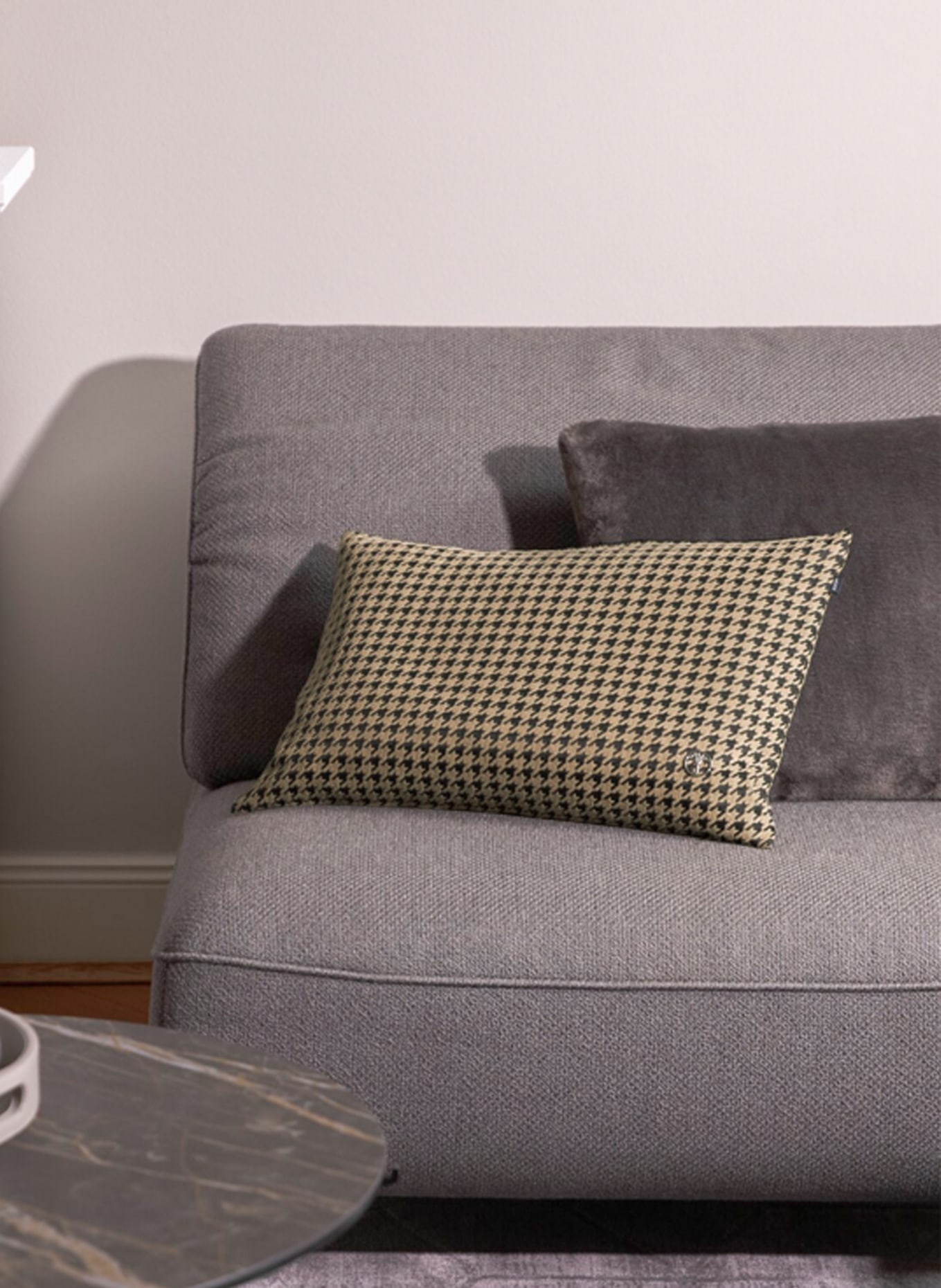 JOOP! Decorative cushion cover JOOP! MODISH, Color: LIGHT BROWN/ BLACK (Image 5)