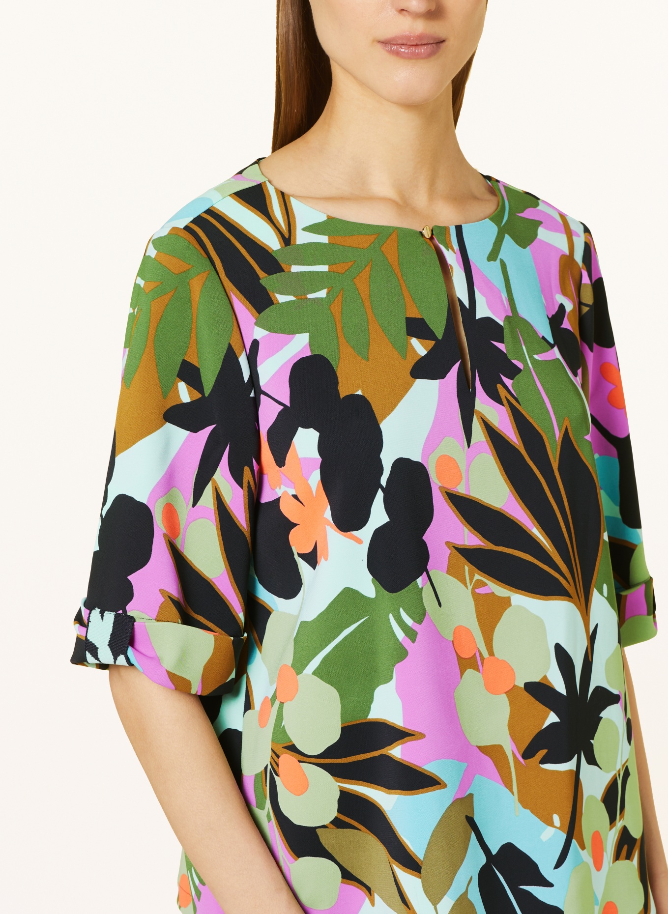 MARC CAIN Shirt blouse with 3/4 sleeves, Color: 562 soft malachite (Image 4)