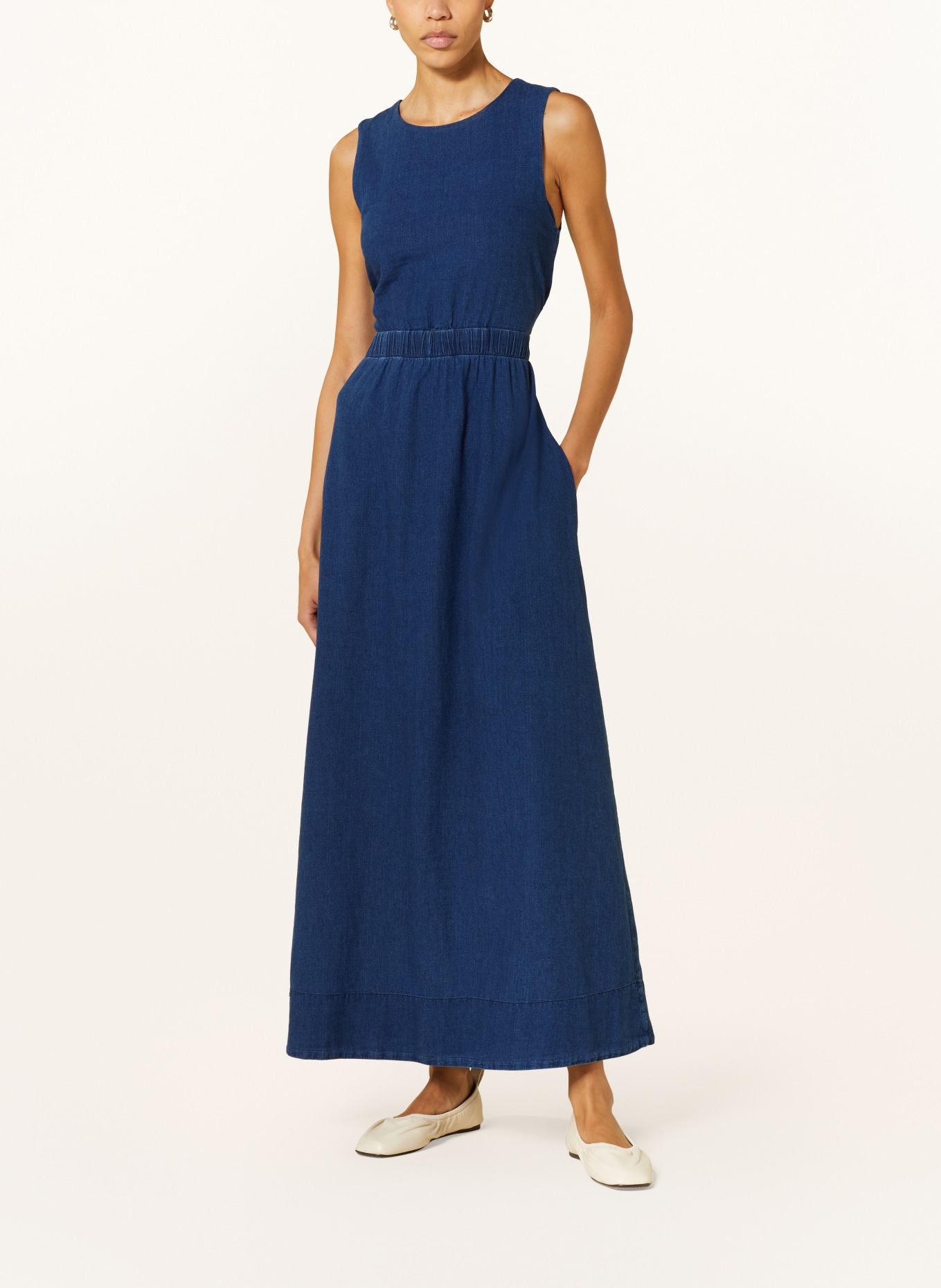 CLOSED Dress in denim look with cut-out, Color: DARK BLUE (Image 2)