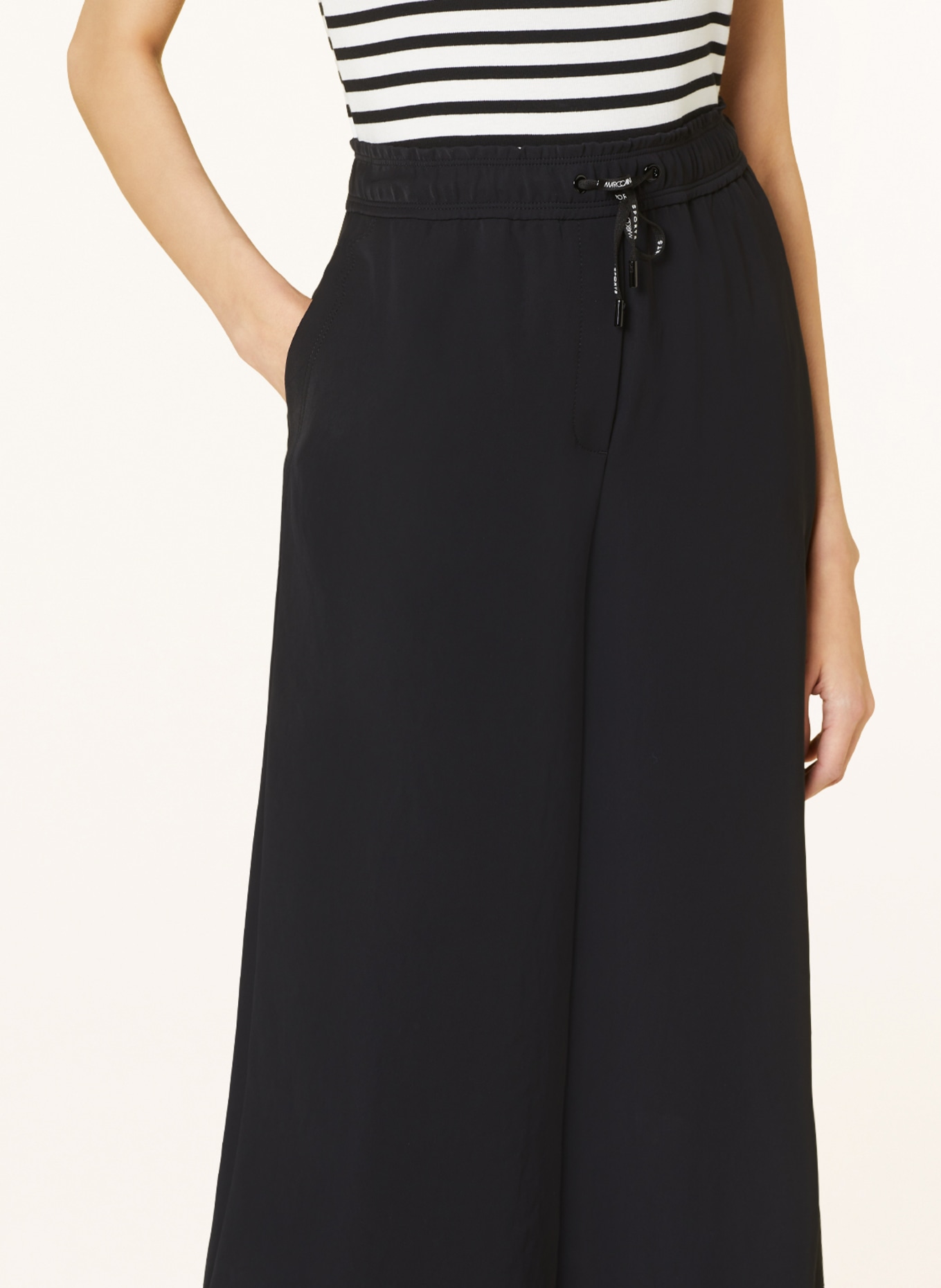 MARC CAIN Culotte kalhoty, Barva: 900 BLACK (Obrázek 5)