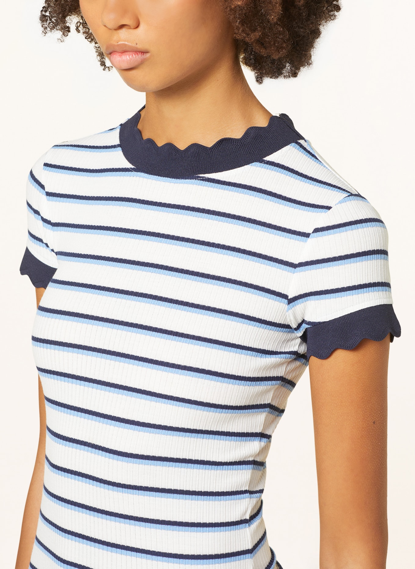 Guess glitter t shirt sale