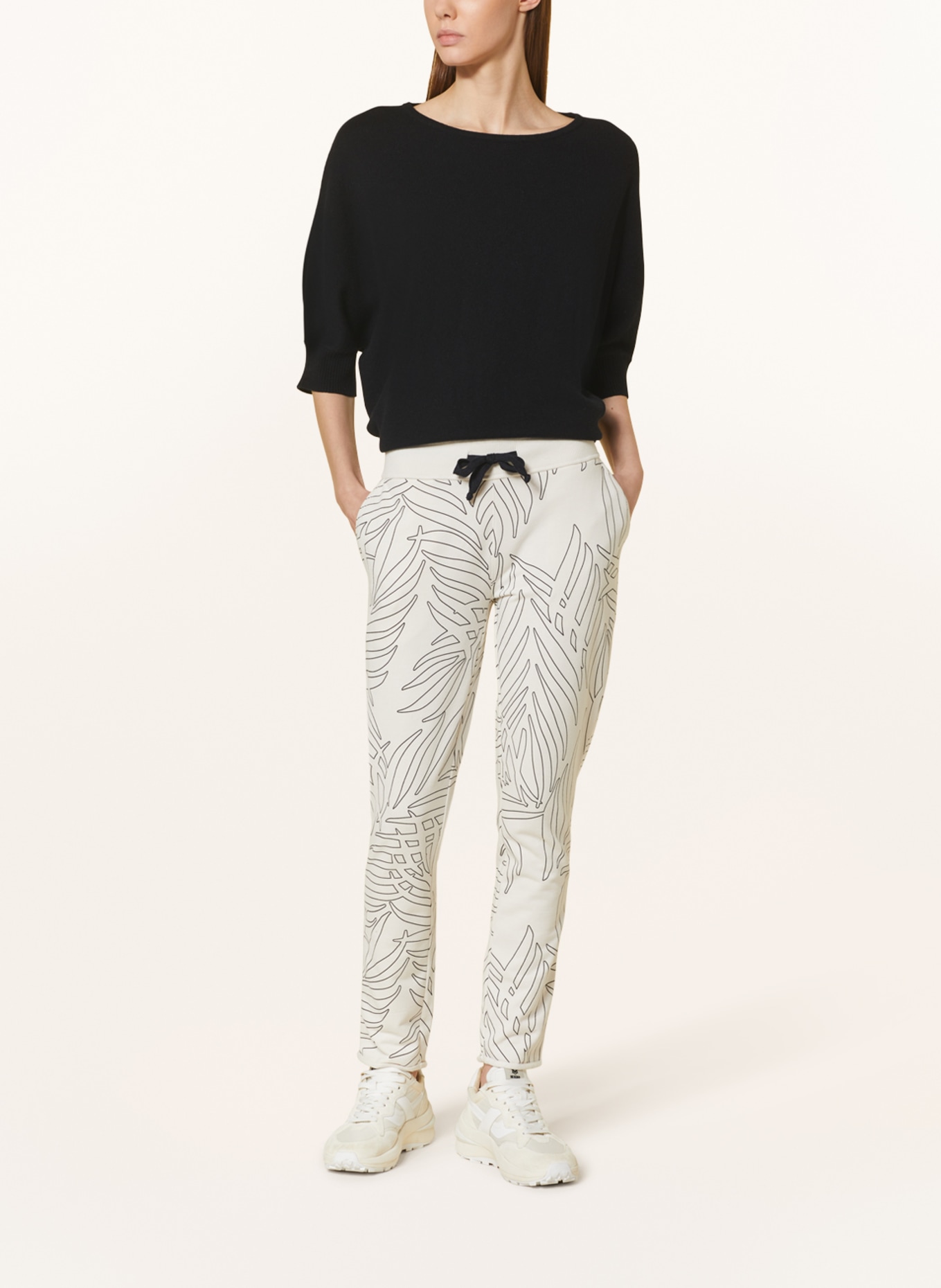 Juvia Sweater BLANCA, Color: BLACK (Image 2)