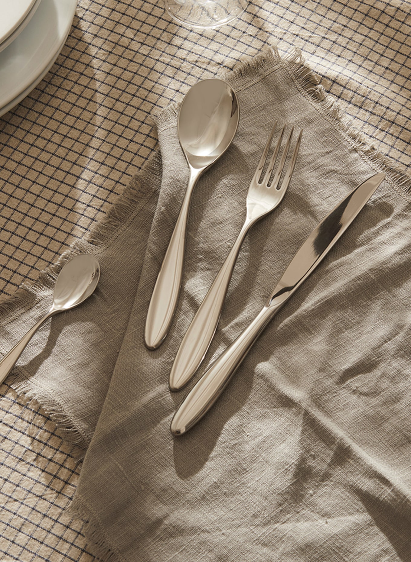 ALESSI 16-piece Cutlery set MAMI, Color: SILVER (Image 2)