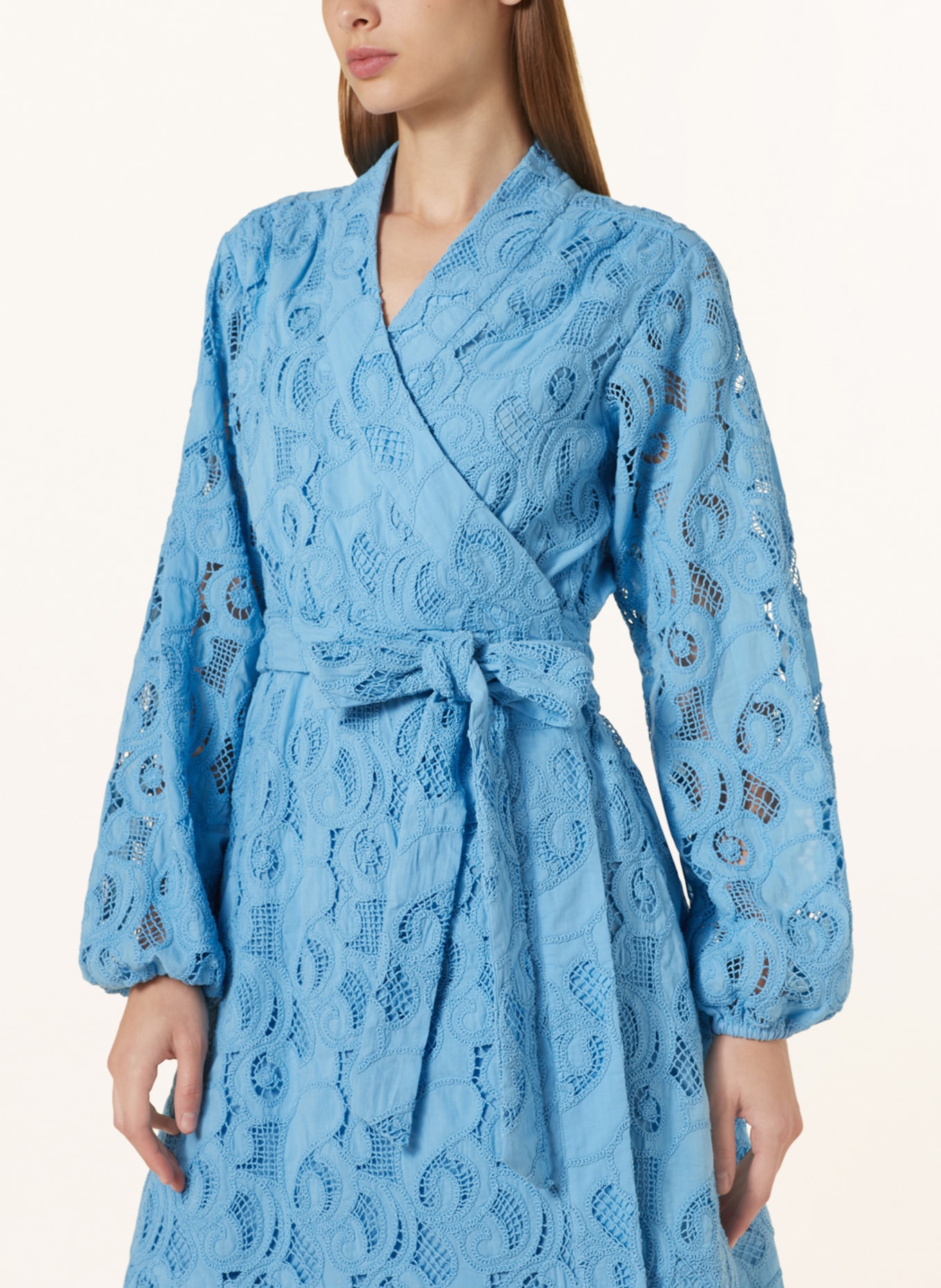 MRS & HUGS Wickelkleid aus Spitze, Farbe: BLAU (Bild 4)