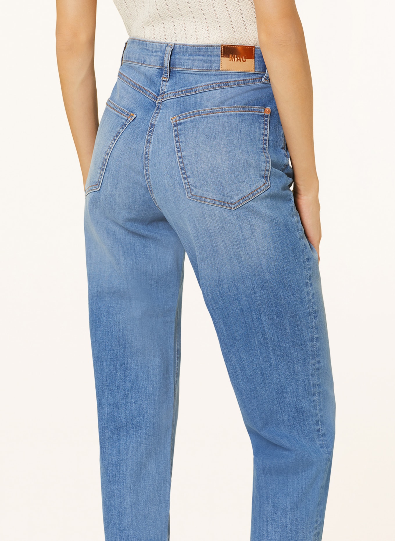 MAC Mom Jeans CAROL, Farbe: D557 used mid blue (Bild 5)
